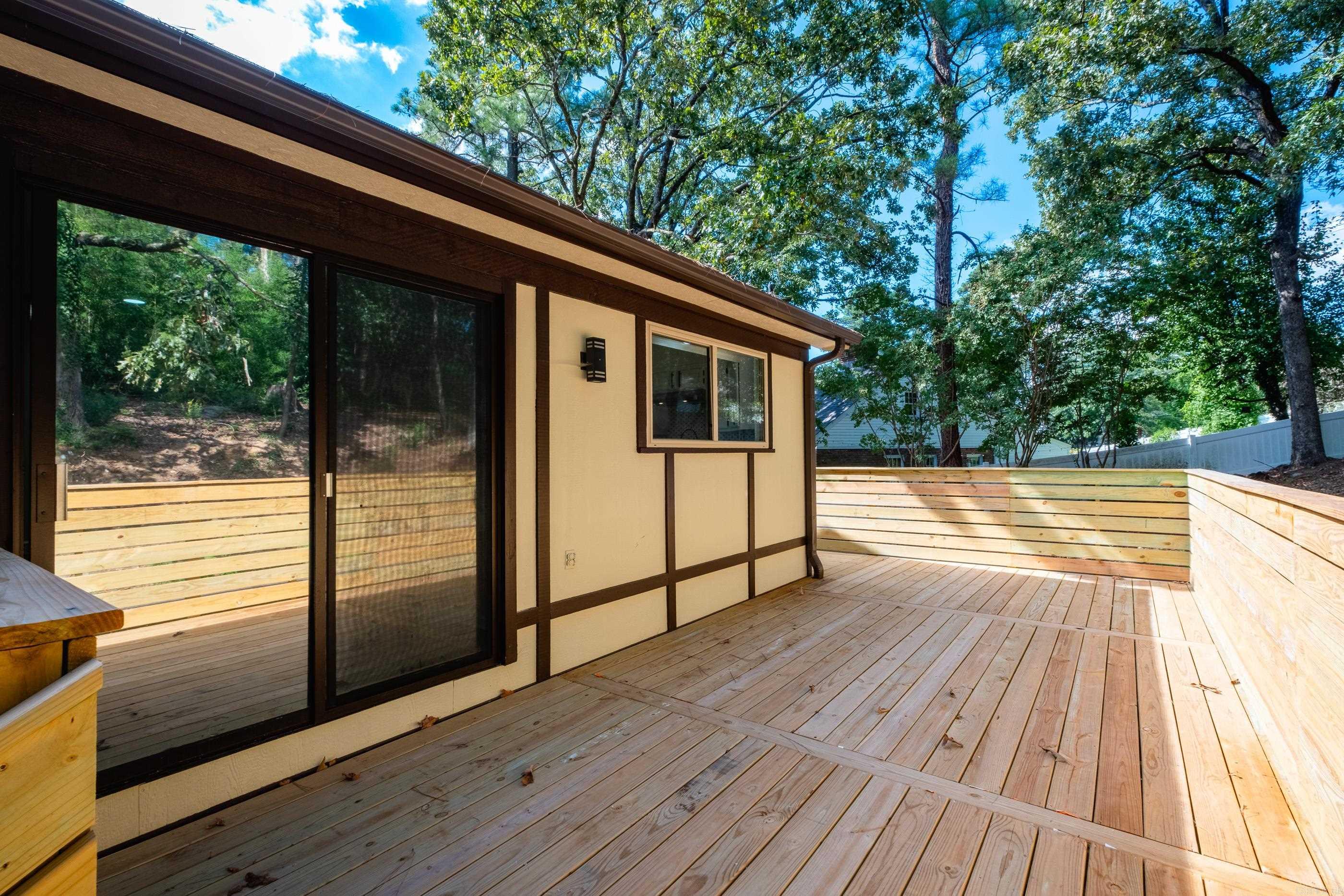 BROOKFIELD - Residential