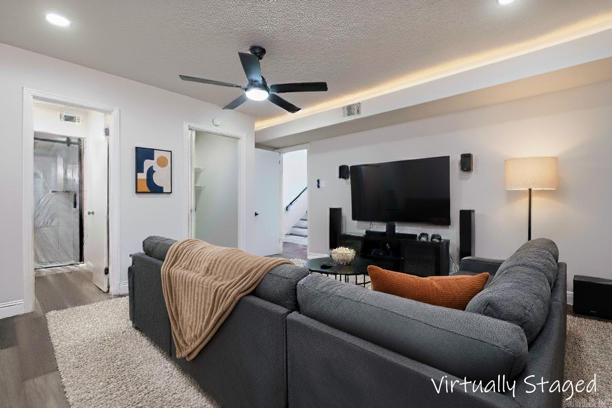 BROOKFIELD - Residential