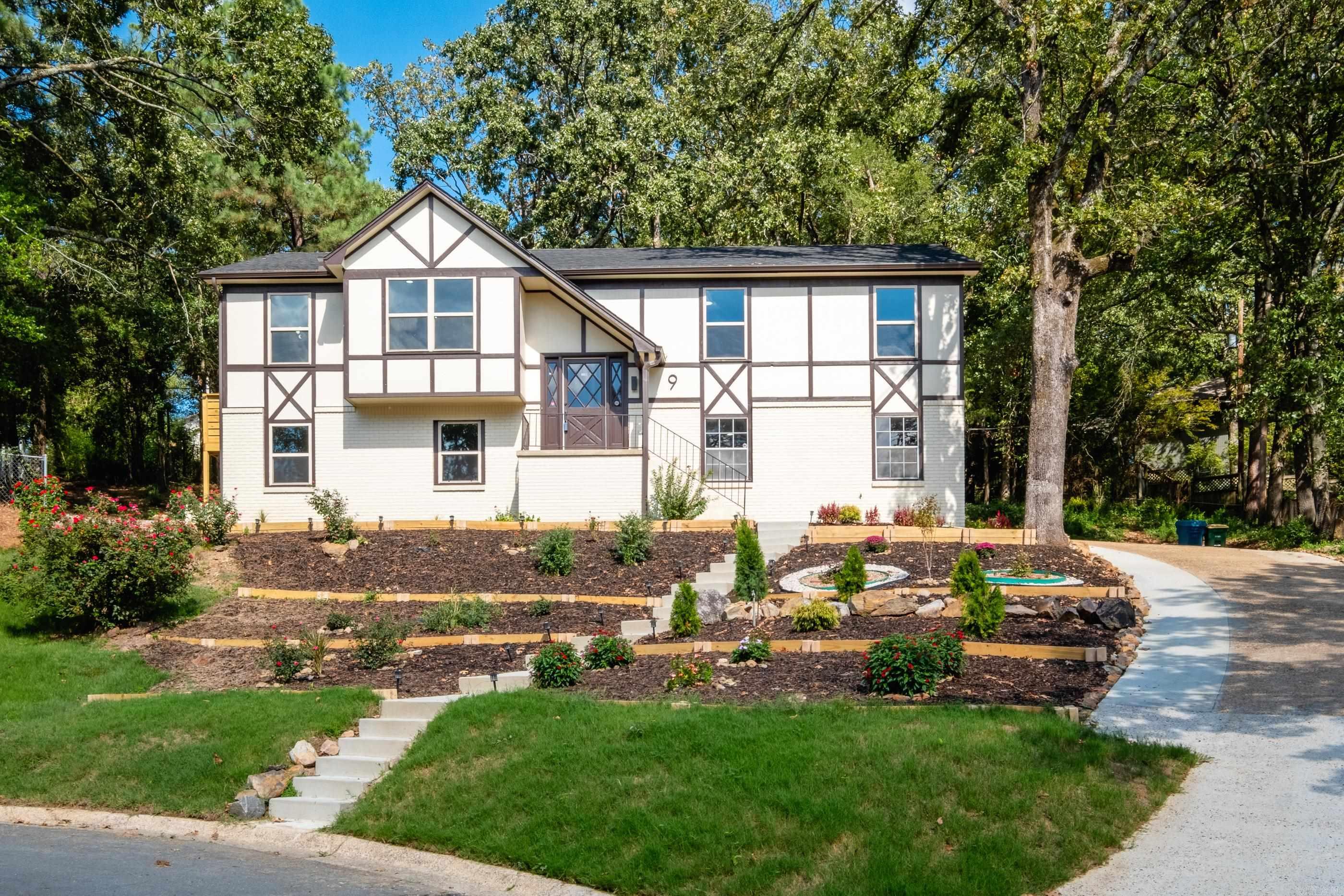 BROOKFIELD - Residential