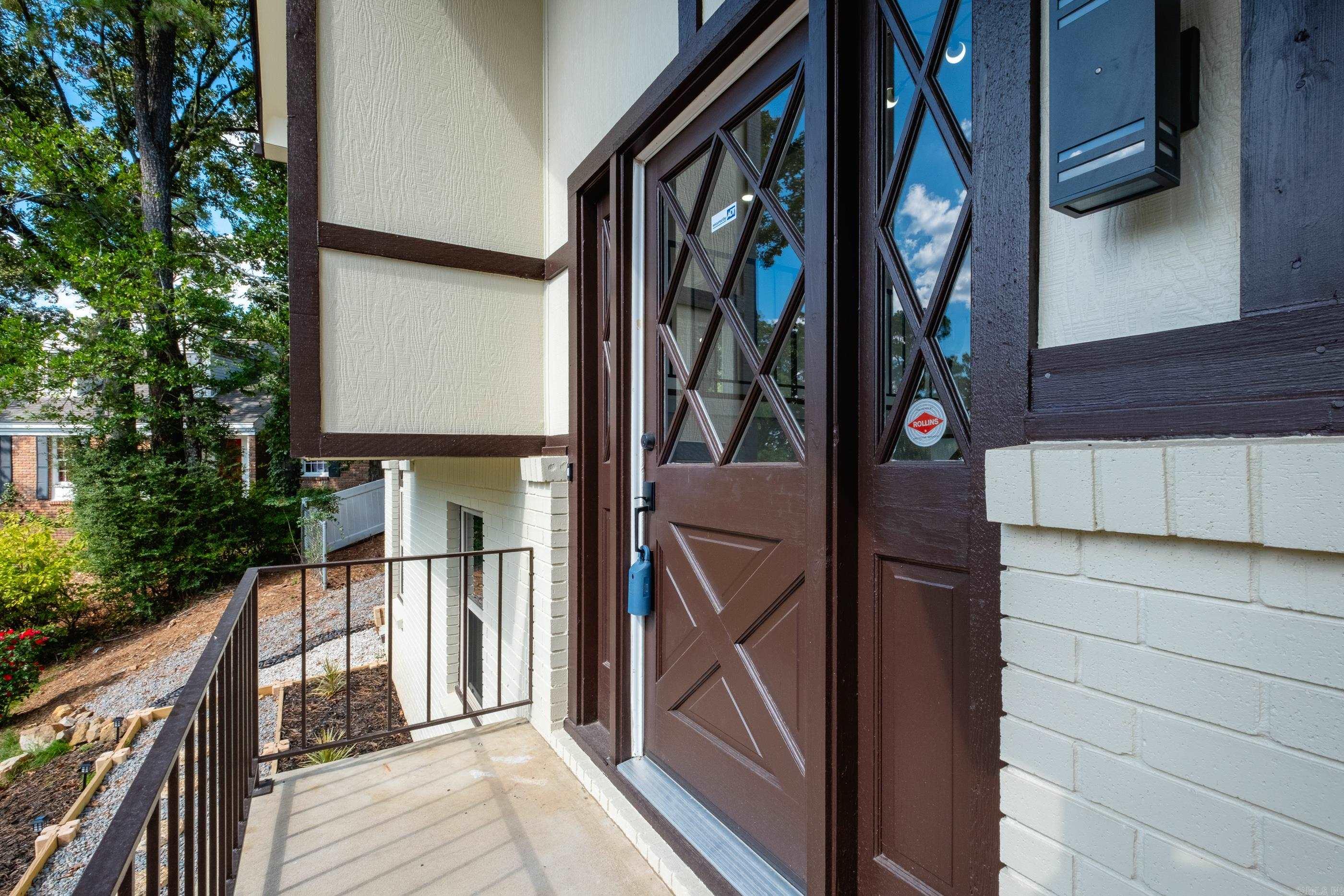 BROOKFIELD - Residential