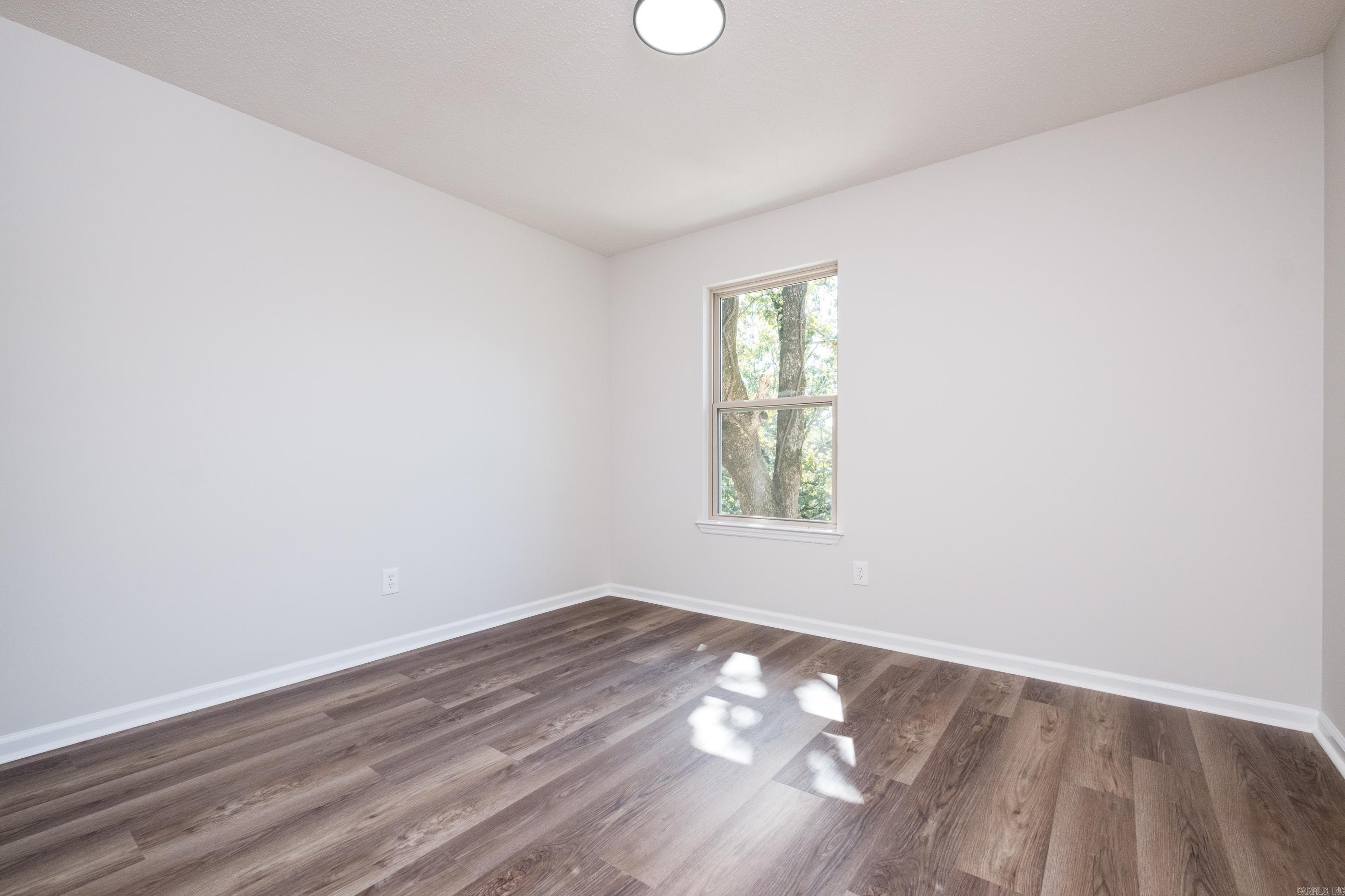 BROOKFIELD - Residential