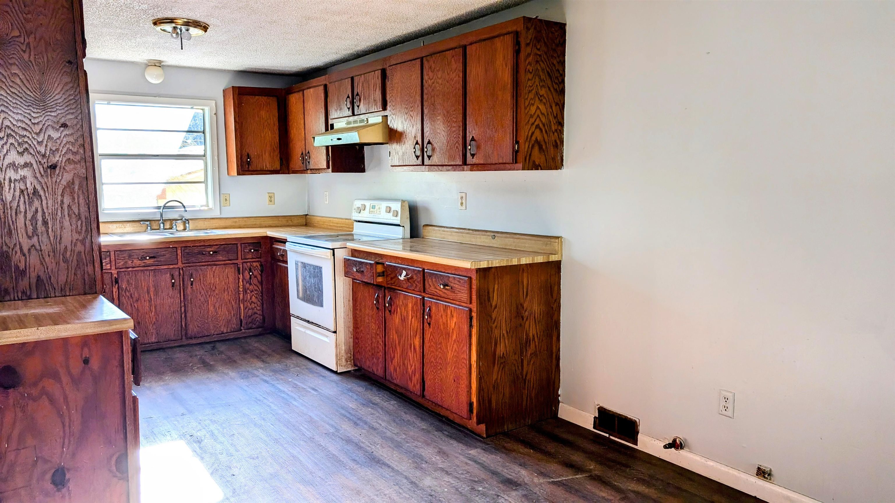 Lake - Residential Lease