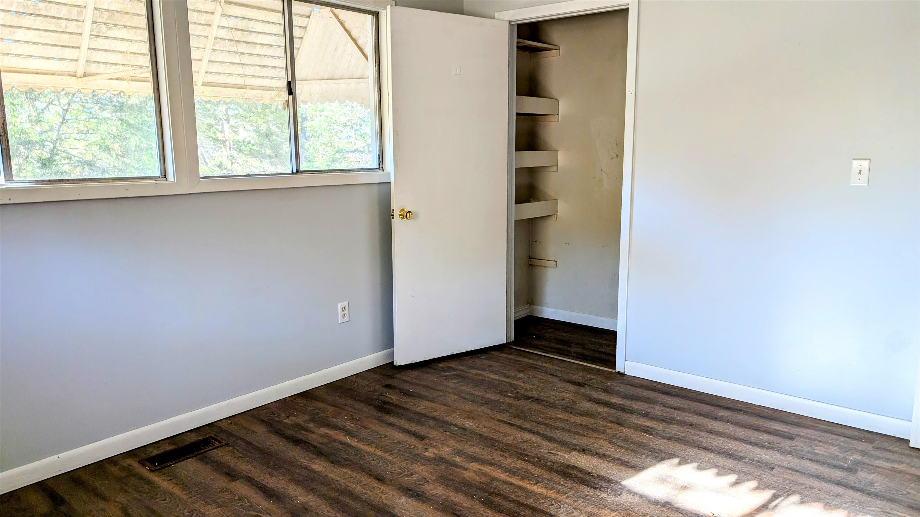 Lake - Residential Lease