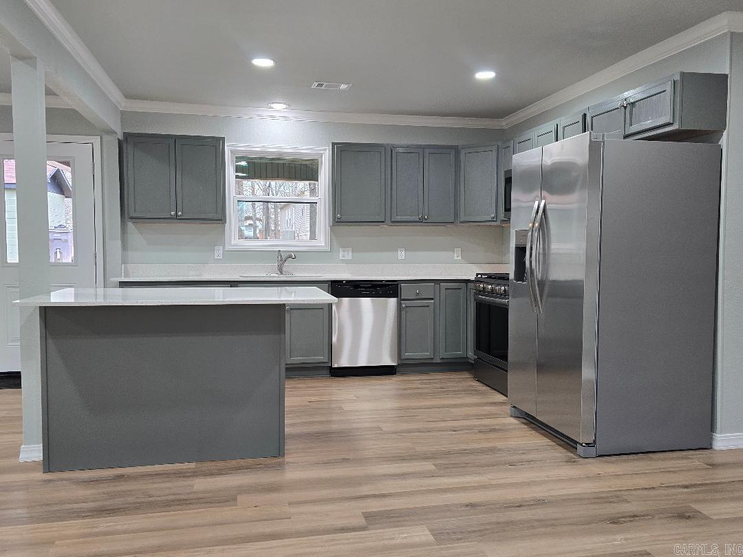 GENEVA SUB - Residential