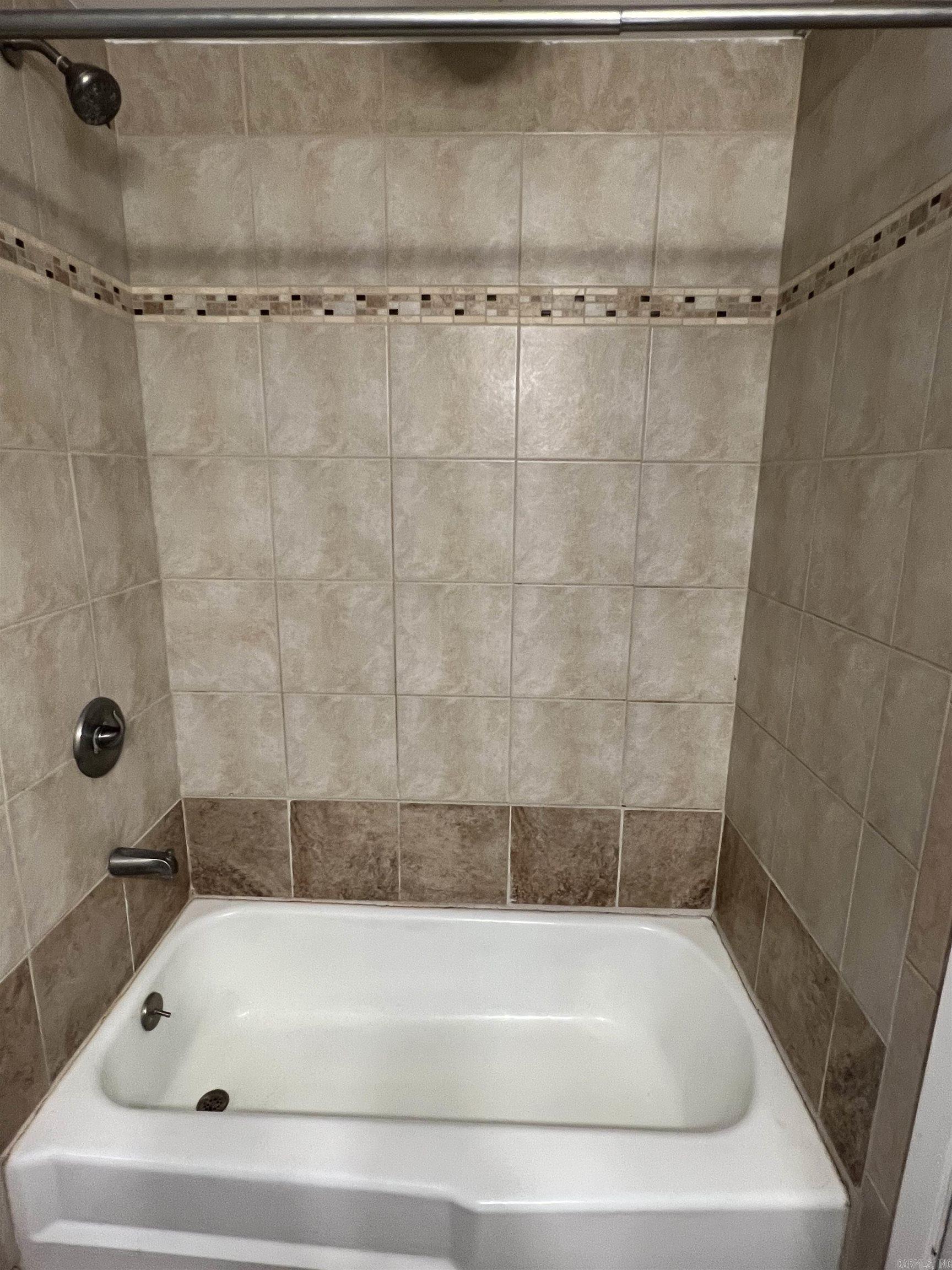 COLONIAL ACRES - Residential