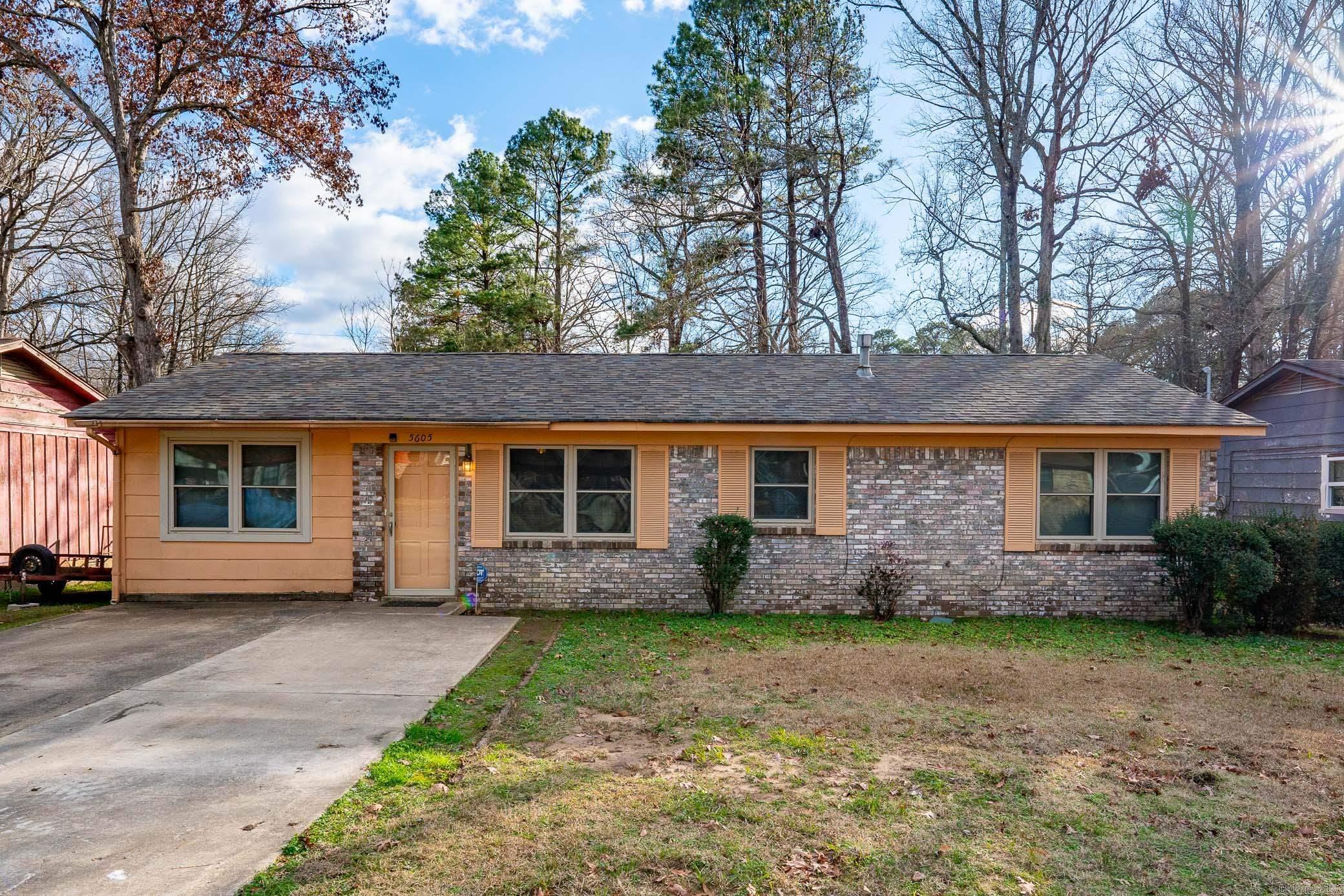 FIRST TIMERS, INVESTORS!!! Take a look at this cute and cozy gem. Two living areas, 3 beds and 1 bath. Ceiling fans and refrigerator. New carpet has just been installed. Ready to move into. Hurry to see it!