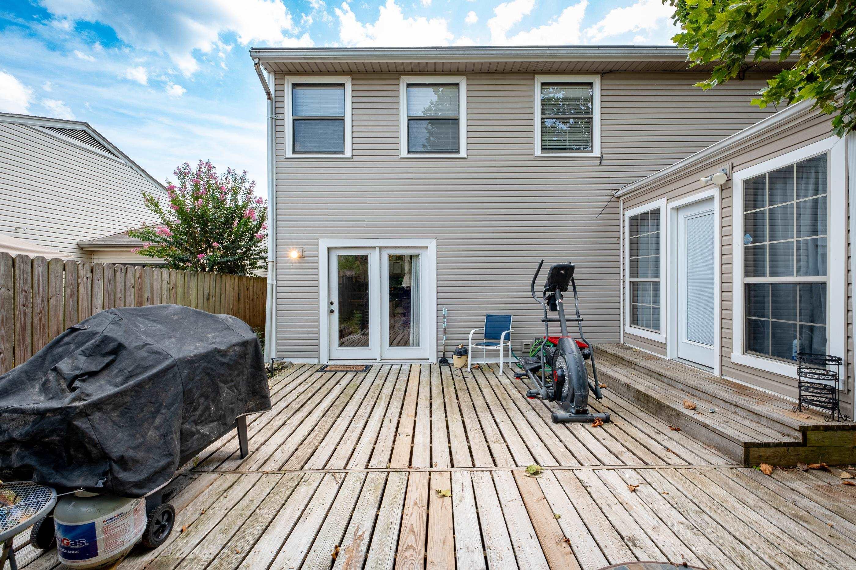 PLEASANT TREE - Residential