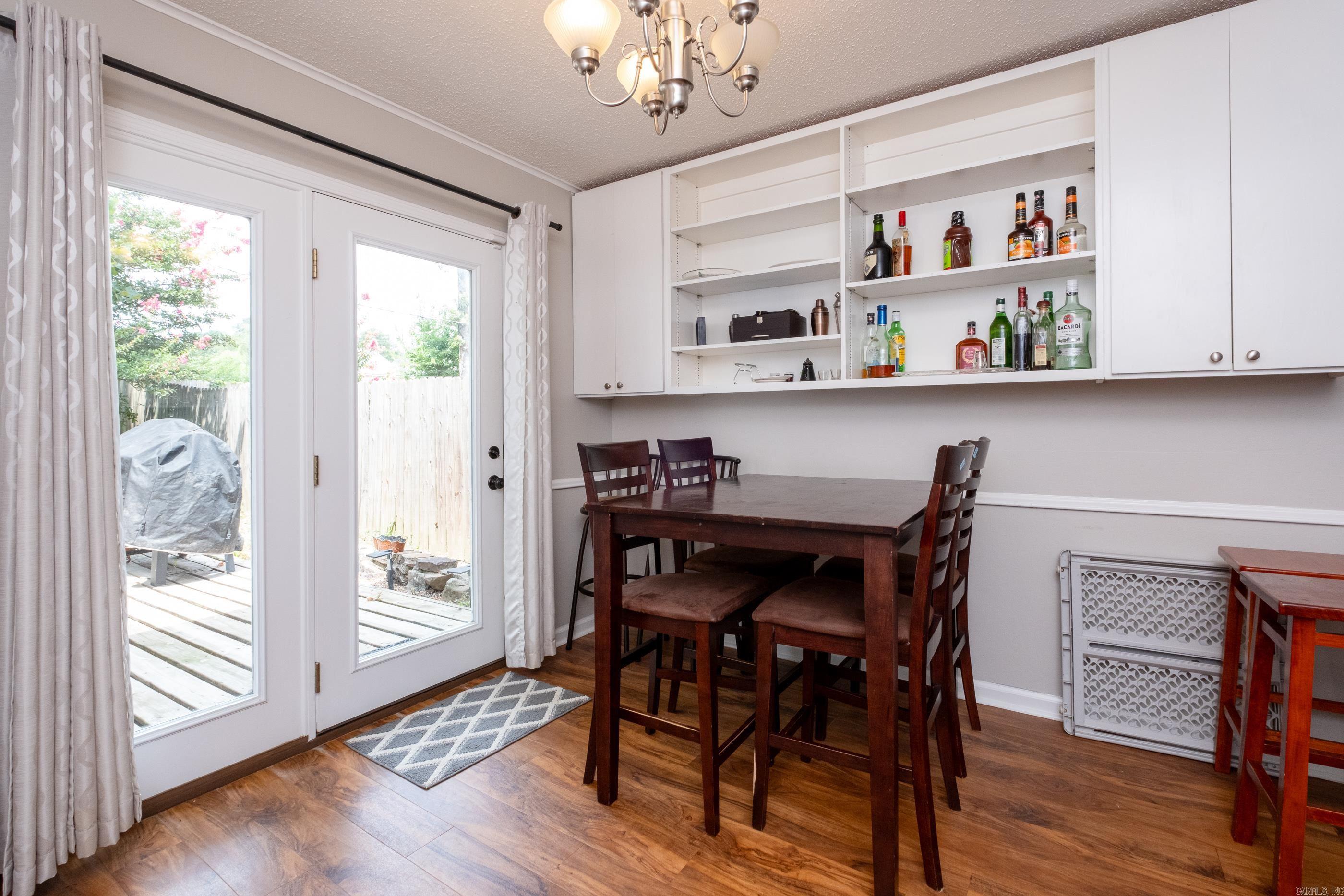 PLEASANT TREE - Residential