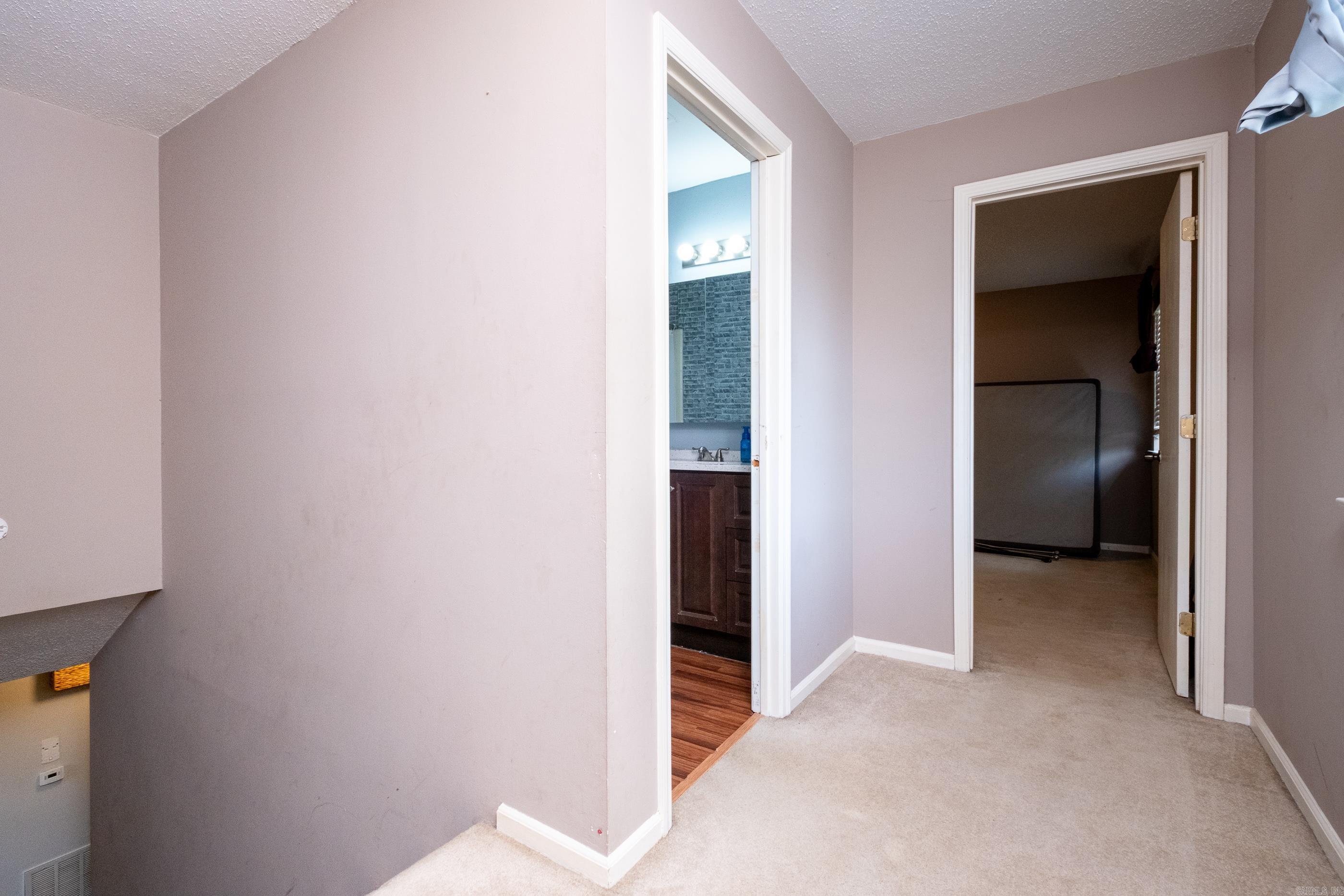 PLEASANT TREE - Residential