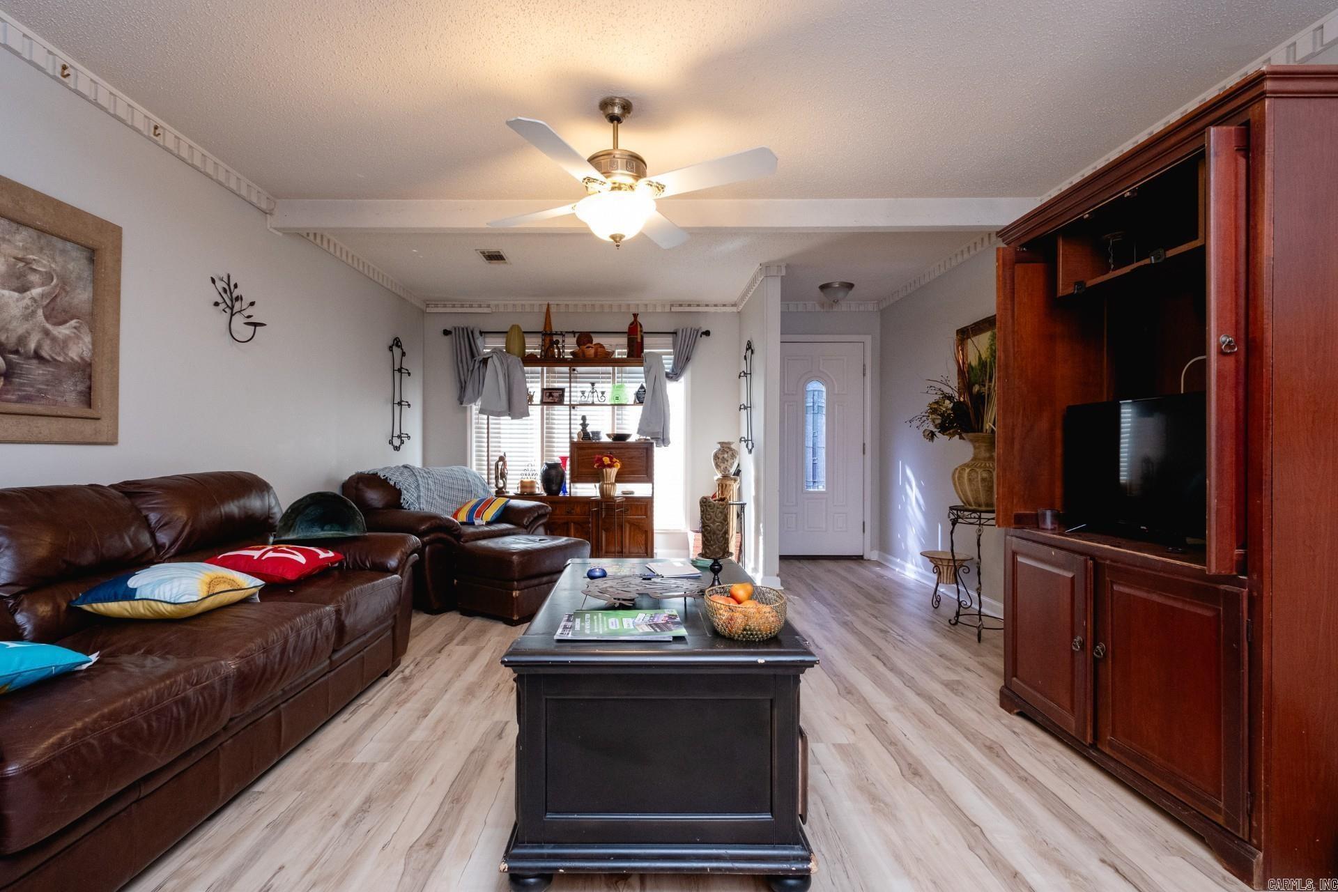 PLEASANT TREE - Residential