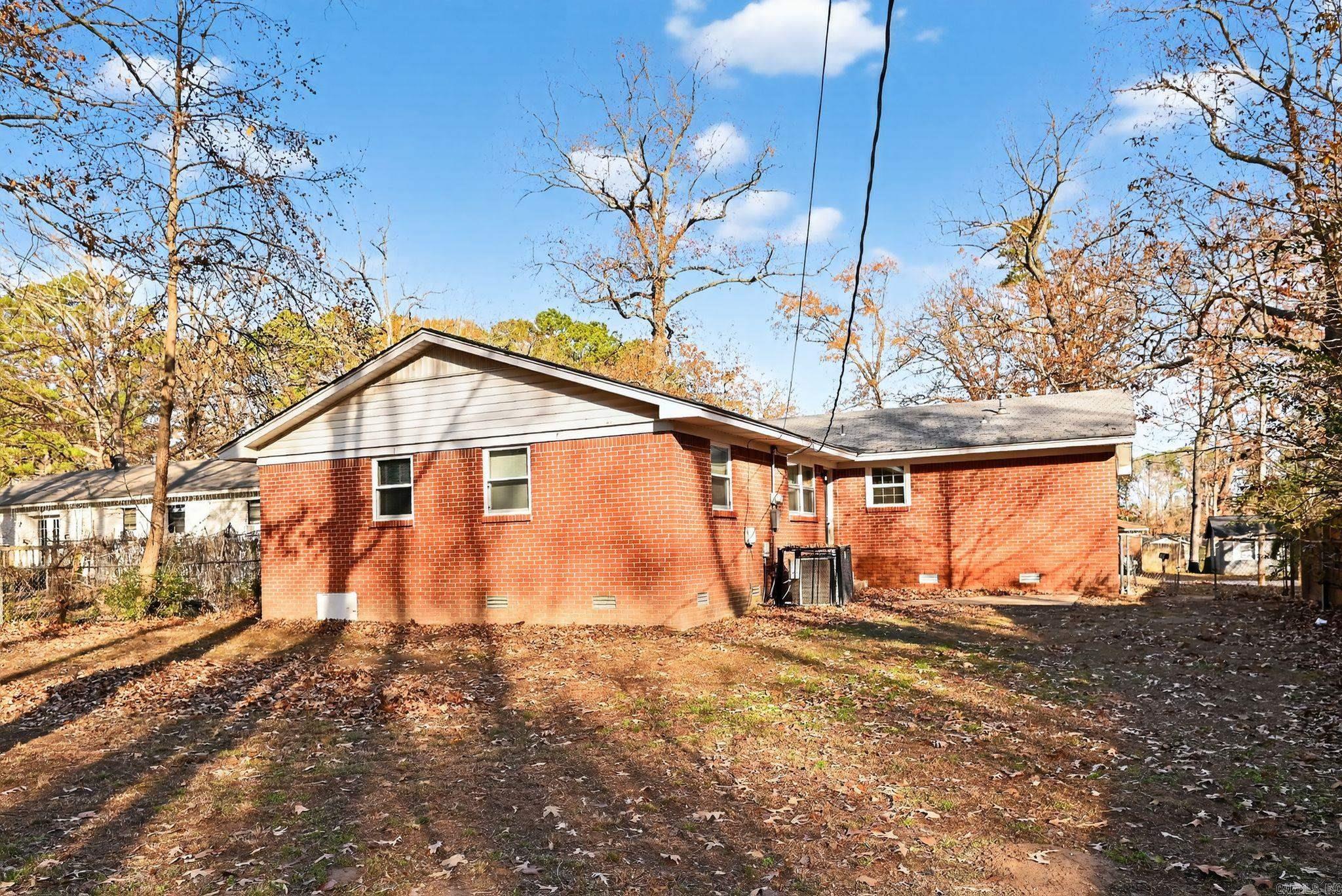 TRASKWOOD MANOR - Residential