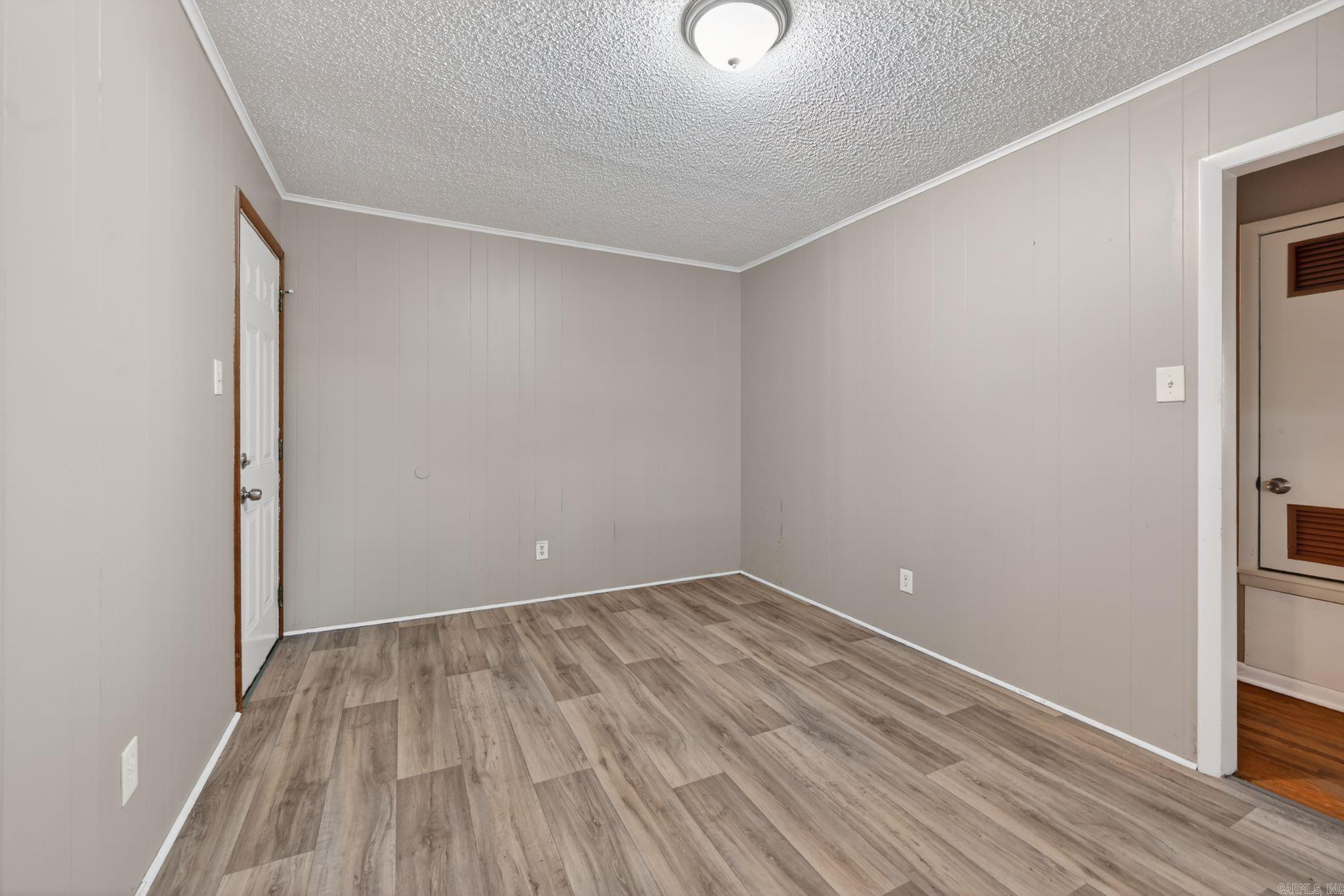 TRASKWOOD MANOR - Residential