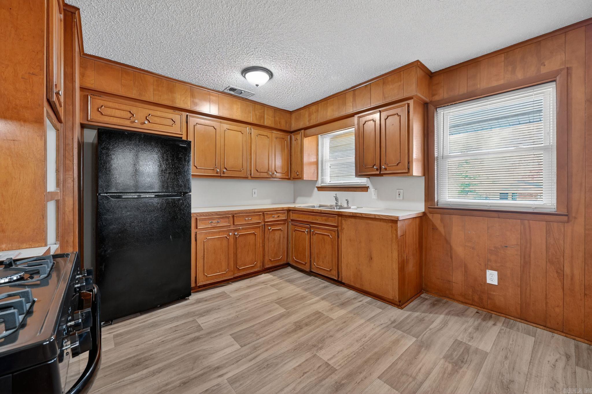 TRASKWOOD MANOR - Residential