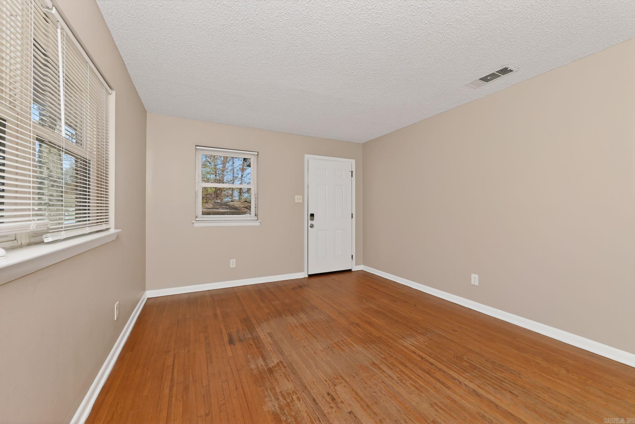 TRASKWOOD MANOR - Residential