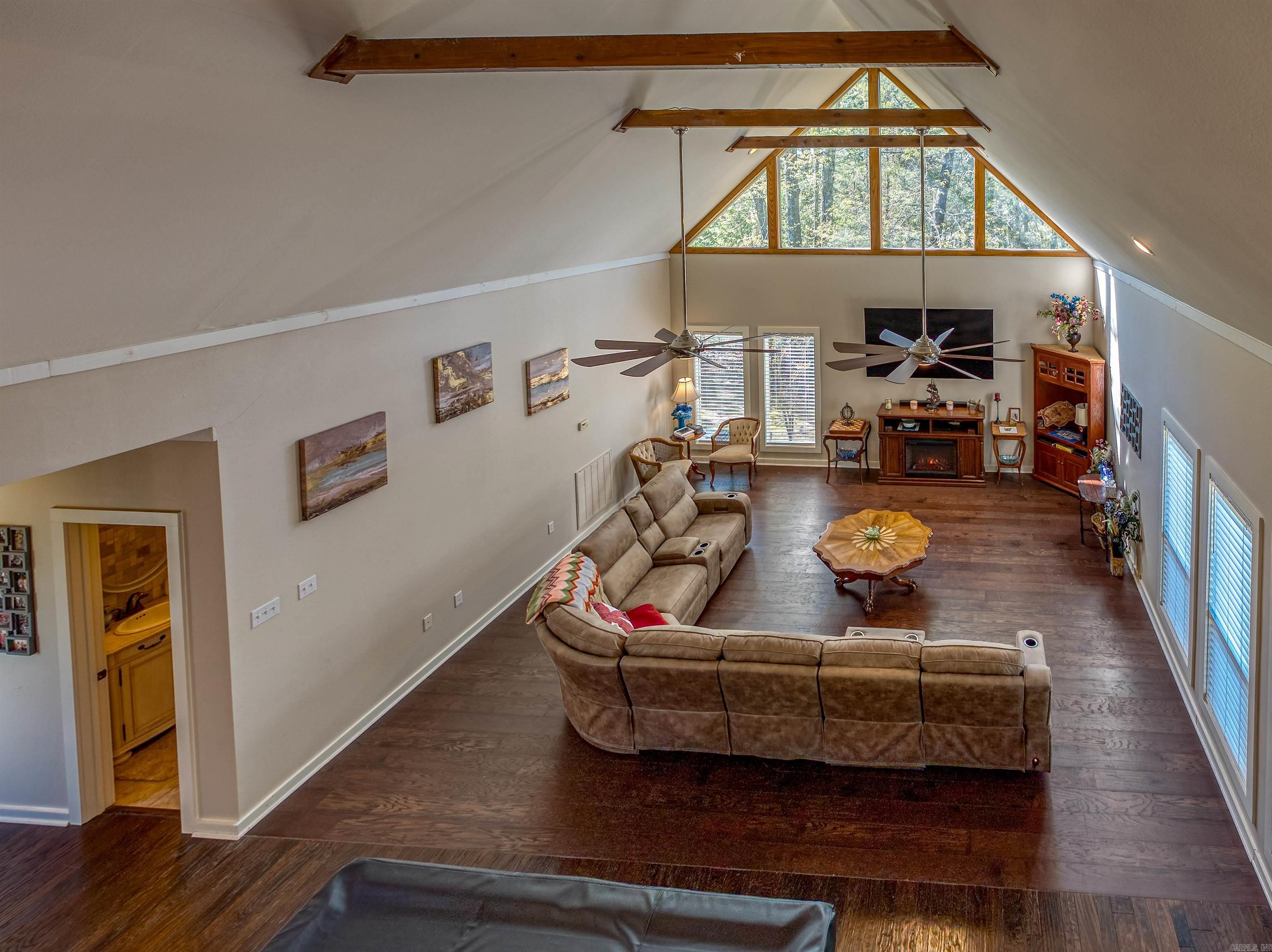 SILLS PENINSULA - Residential