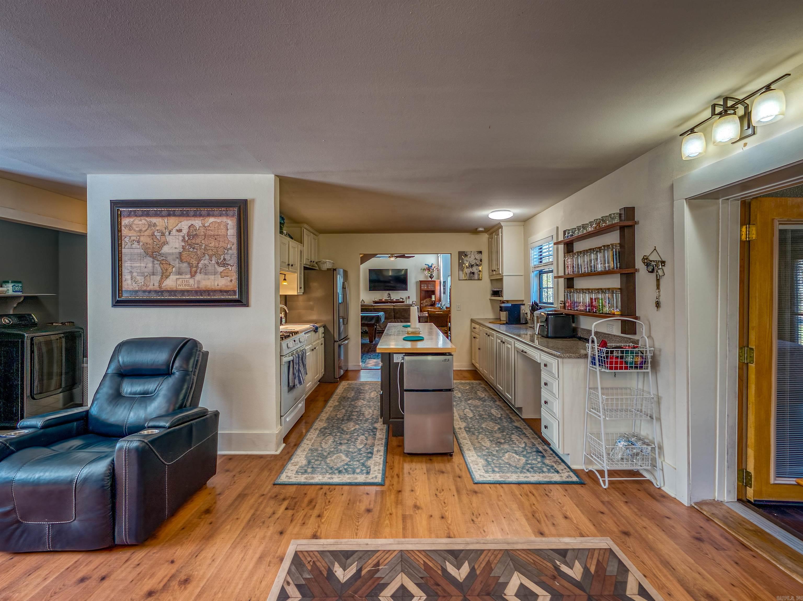 SILLS PENINSULA - Residential