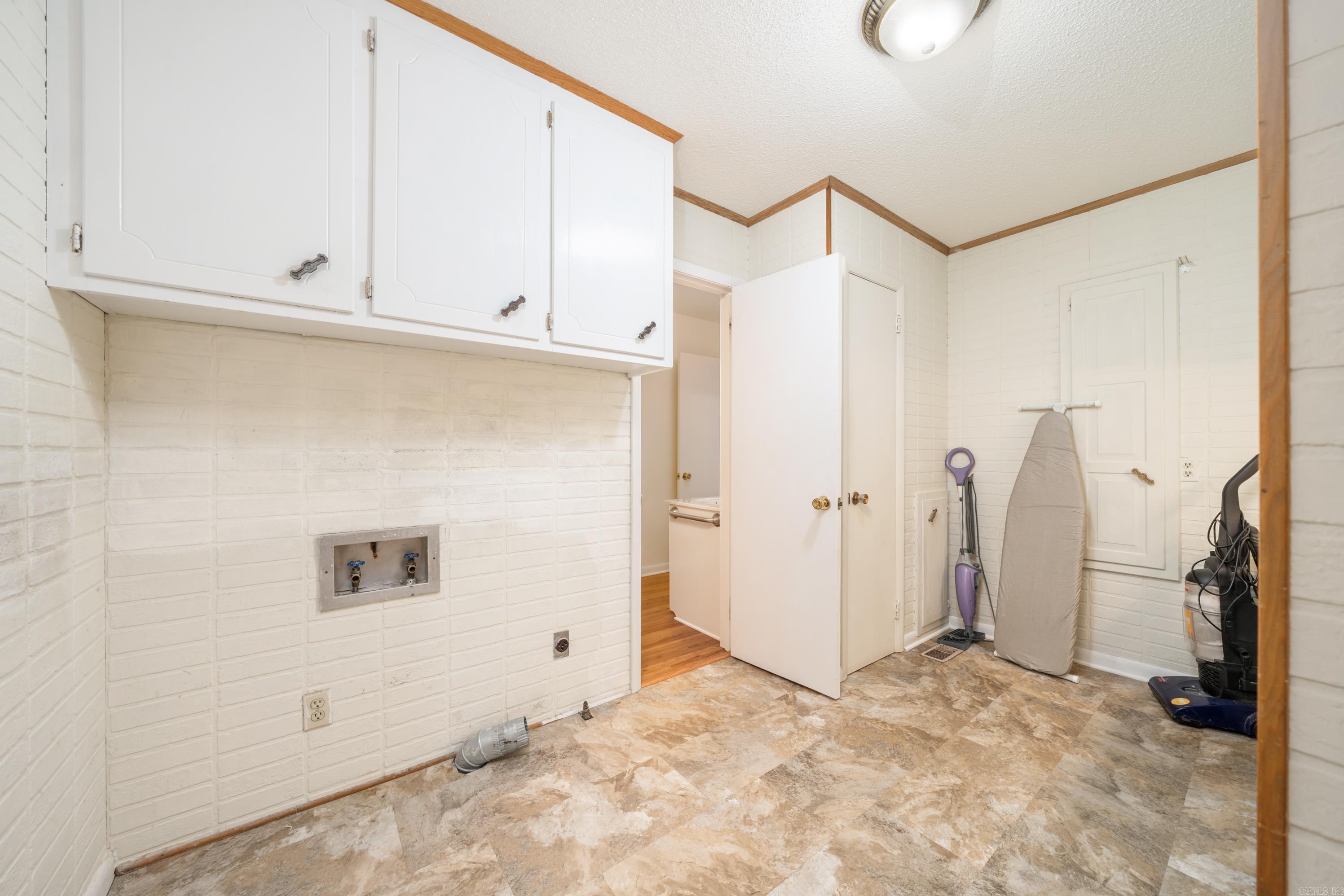 Roberts - Residential