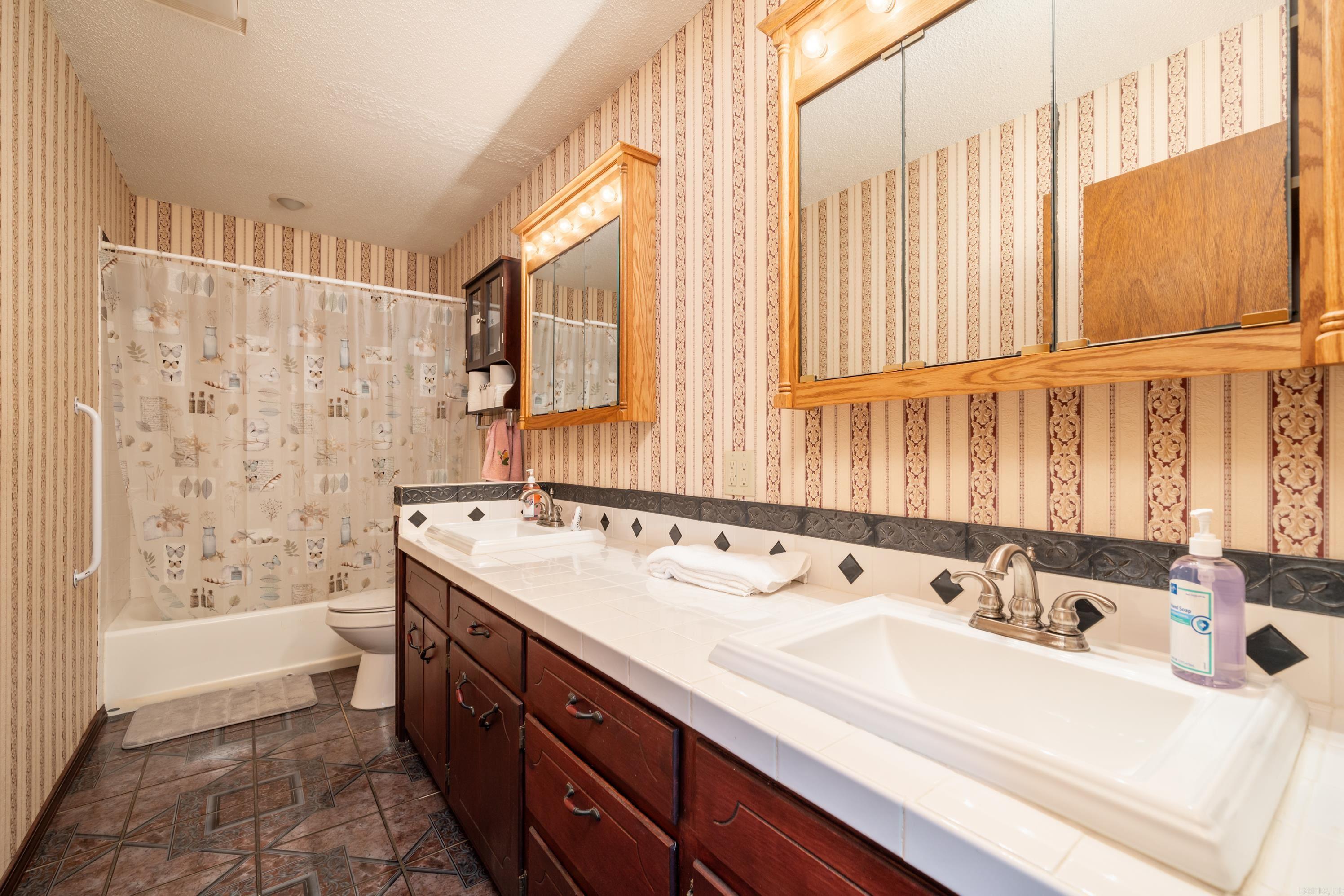 Roberts - Residential