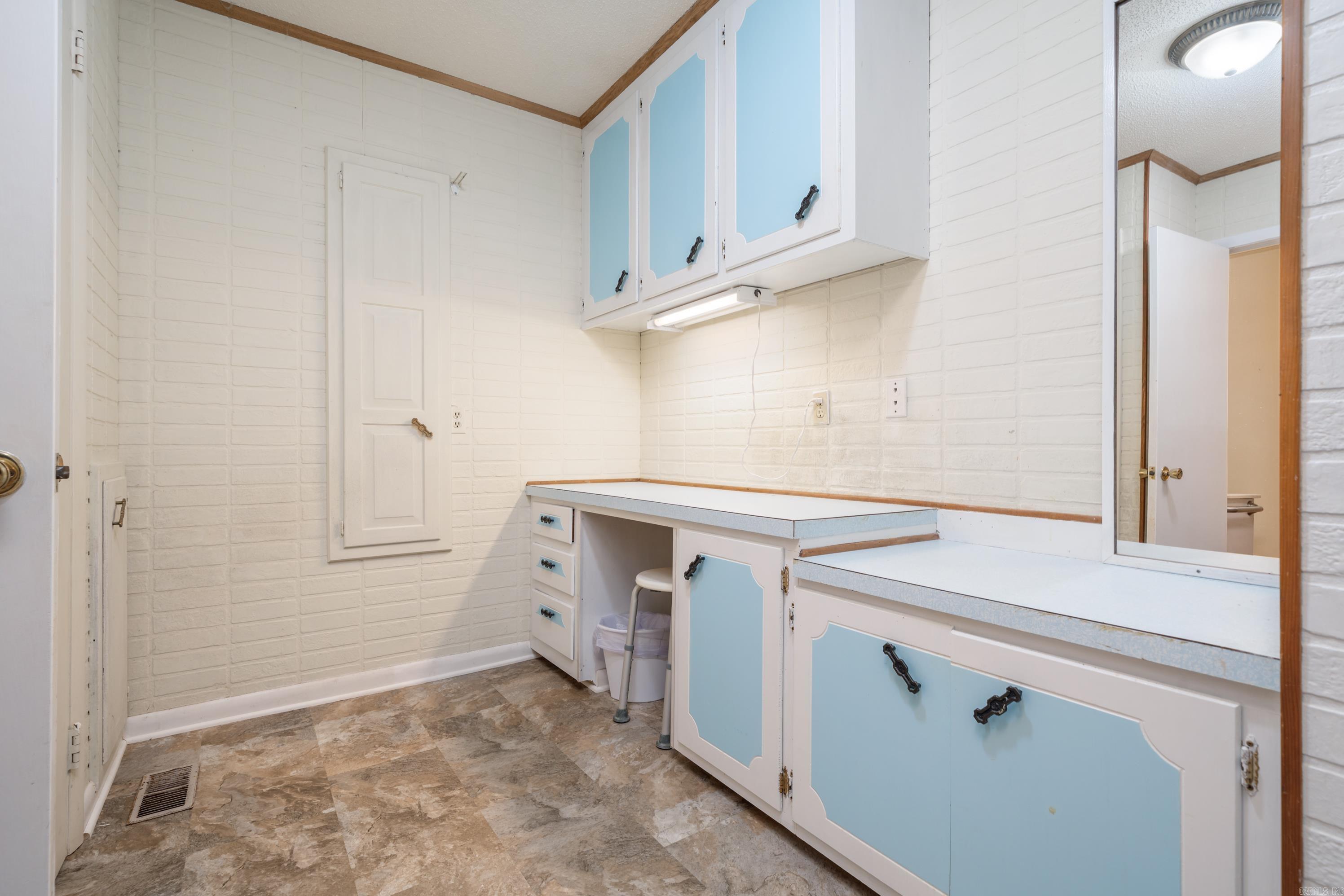 Roberts - Residential