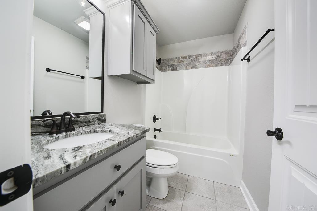 Autumbrook - Residential Lease