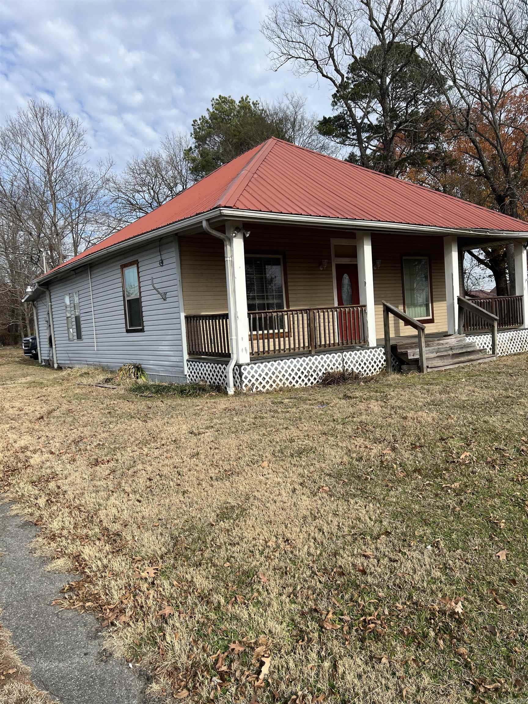 Mosely - Commercial Sale