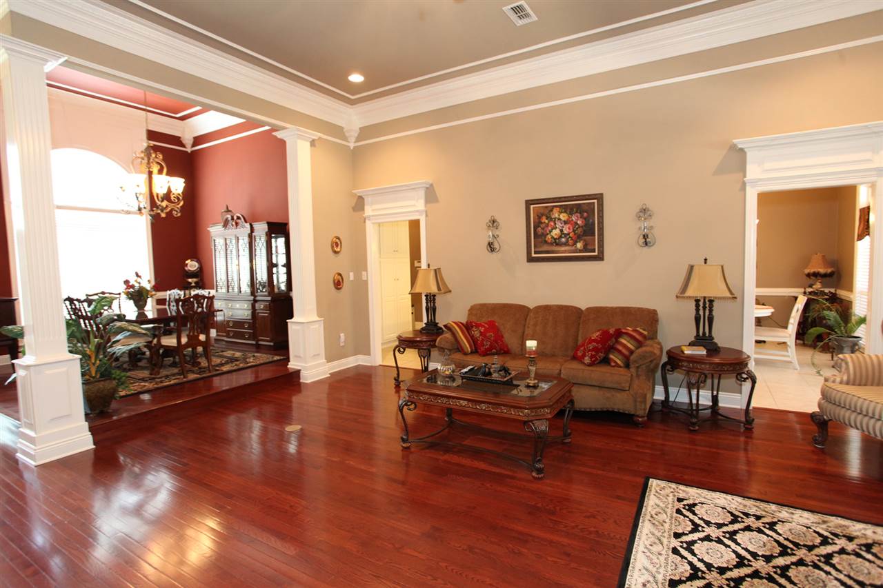 GREYSTONE - Residential