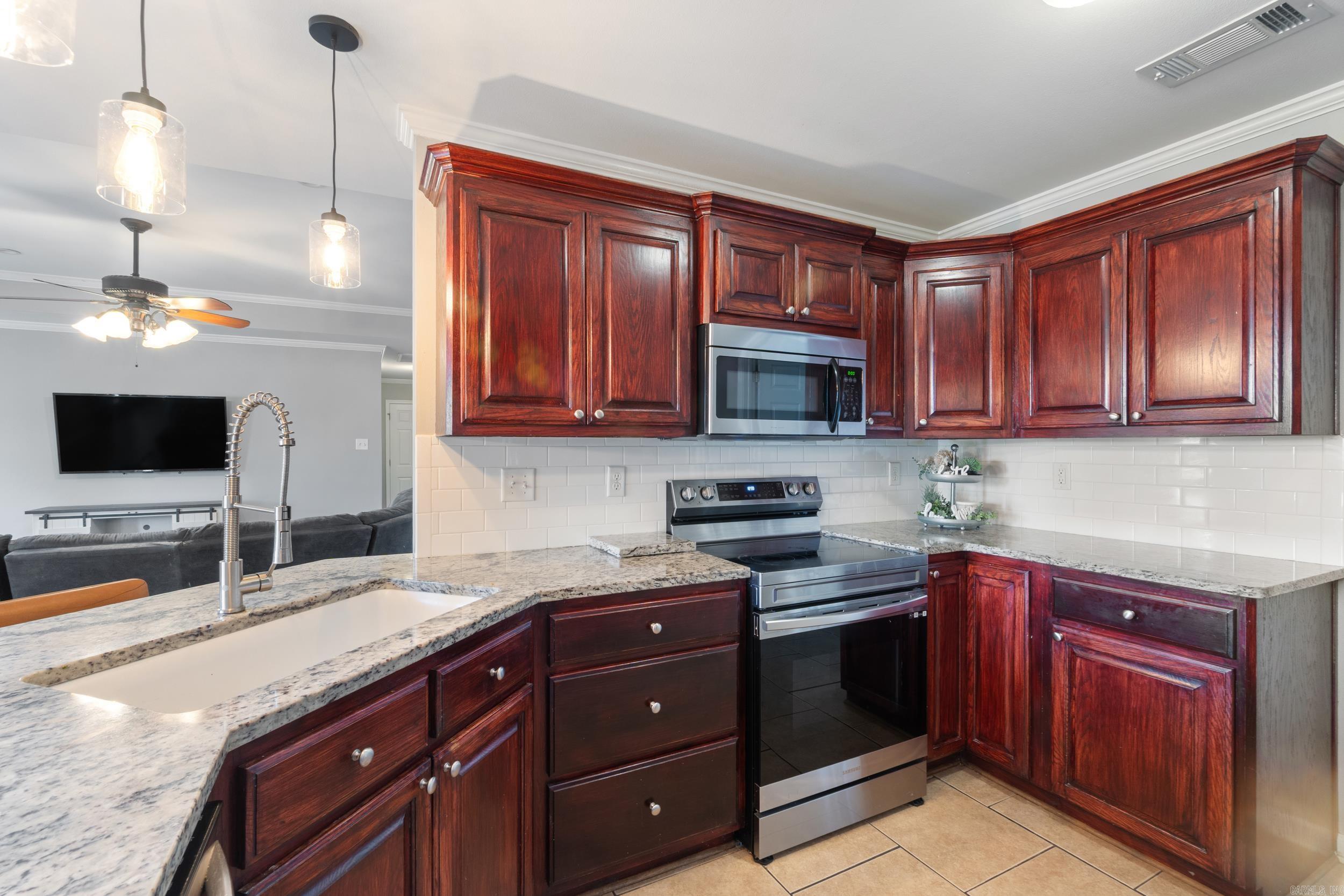 MAGNOLIA GARDENS - Residential