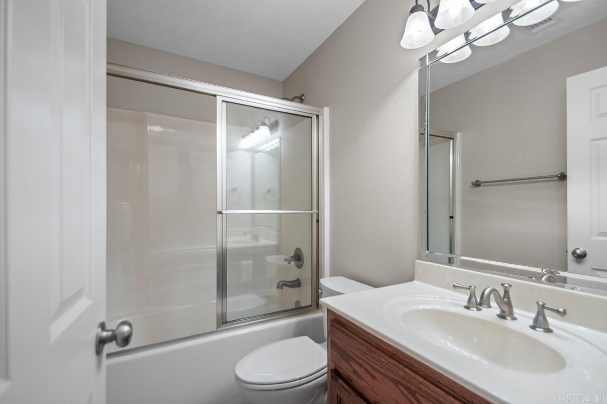 CHESTNUT MEADOWS - Residential