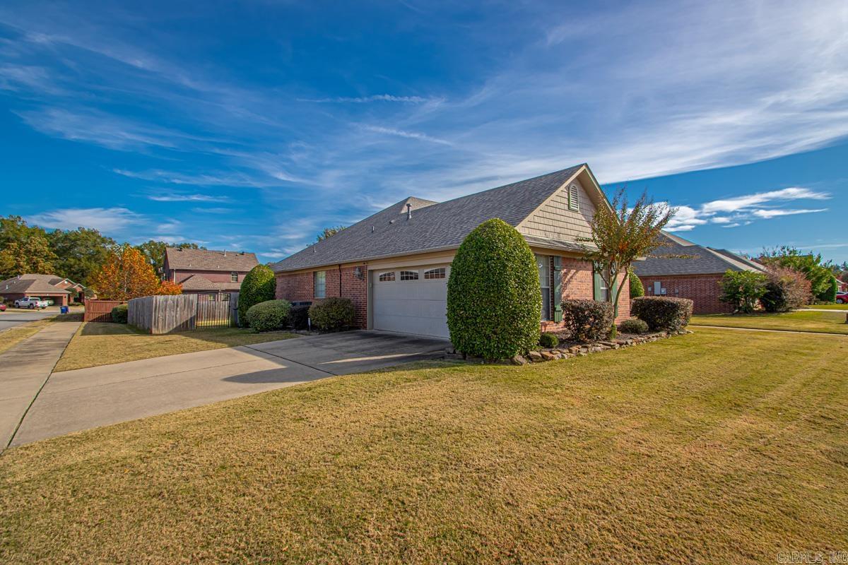 CHESTNUT MEADOWS - Residential