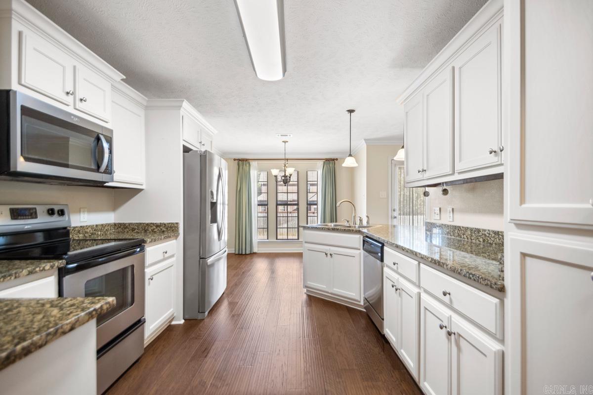 CHESTNUT MEADOWS - Residential