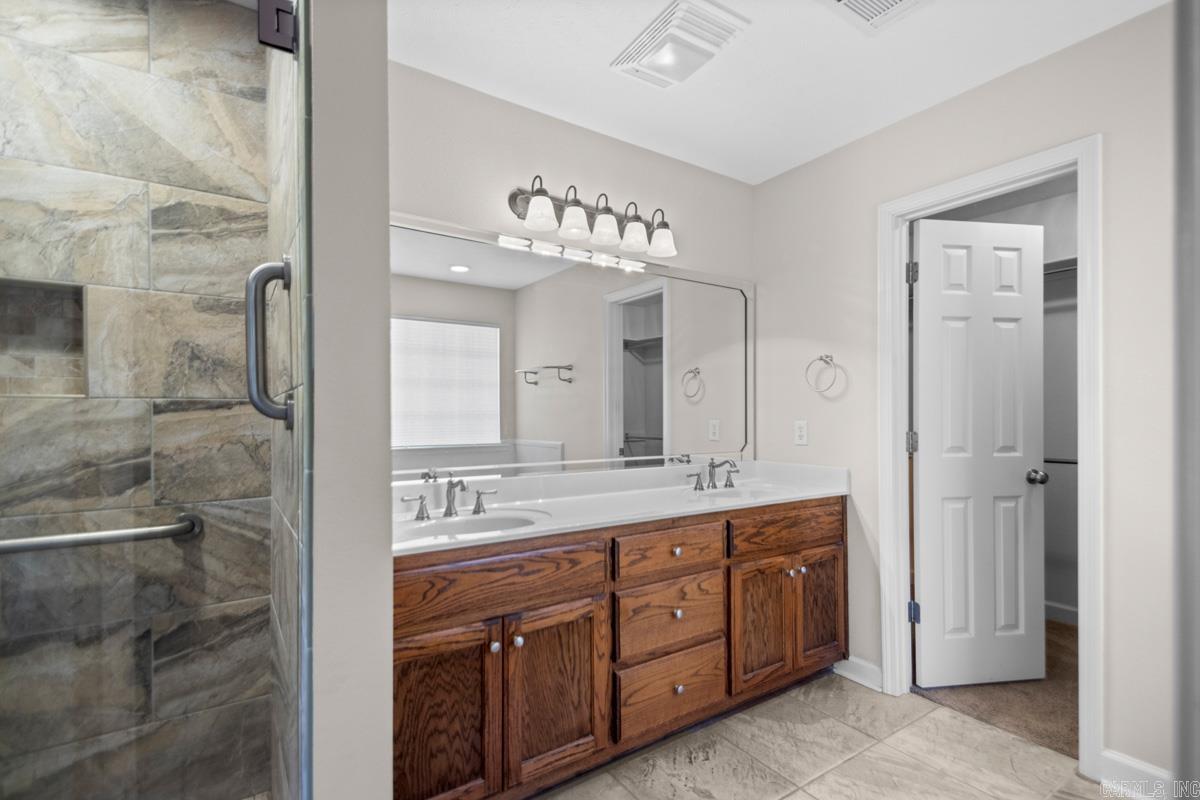 CHESTNUT MEADOWS - Residential