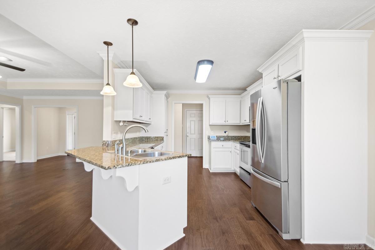 CHESTNUT MEADOWS - Residential