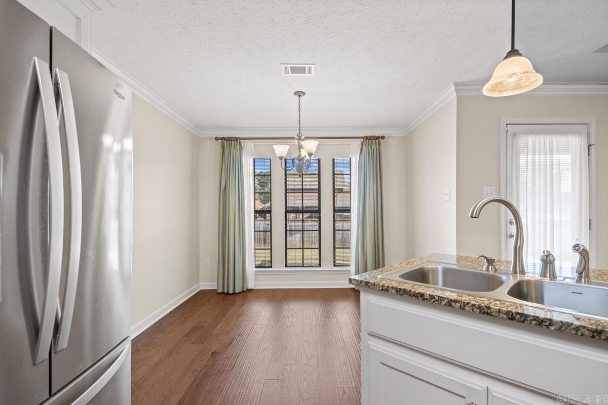 CHESTNUT MEADOWS - Residential