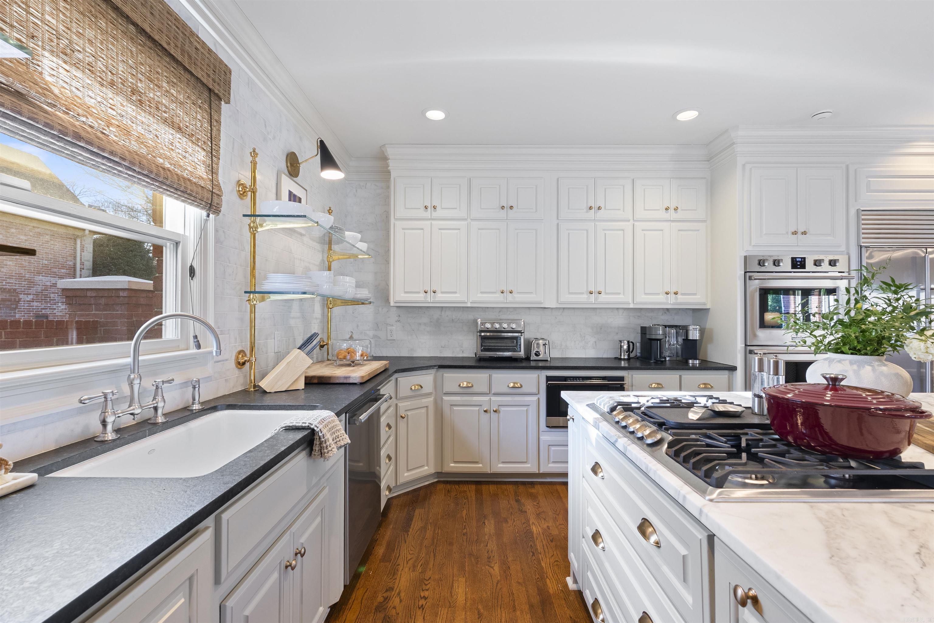 HICKORY CREEK - Residential