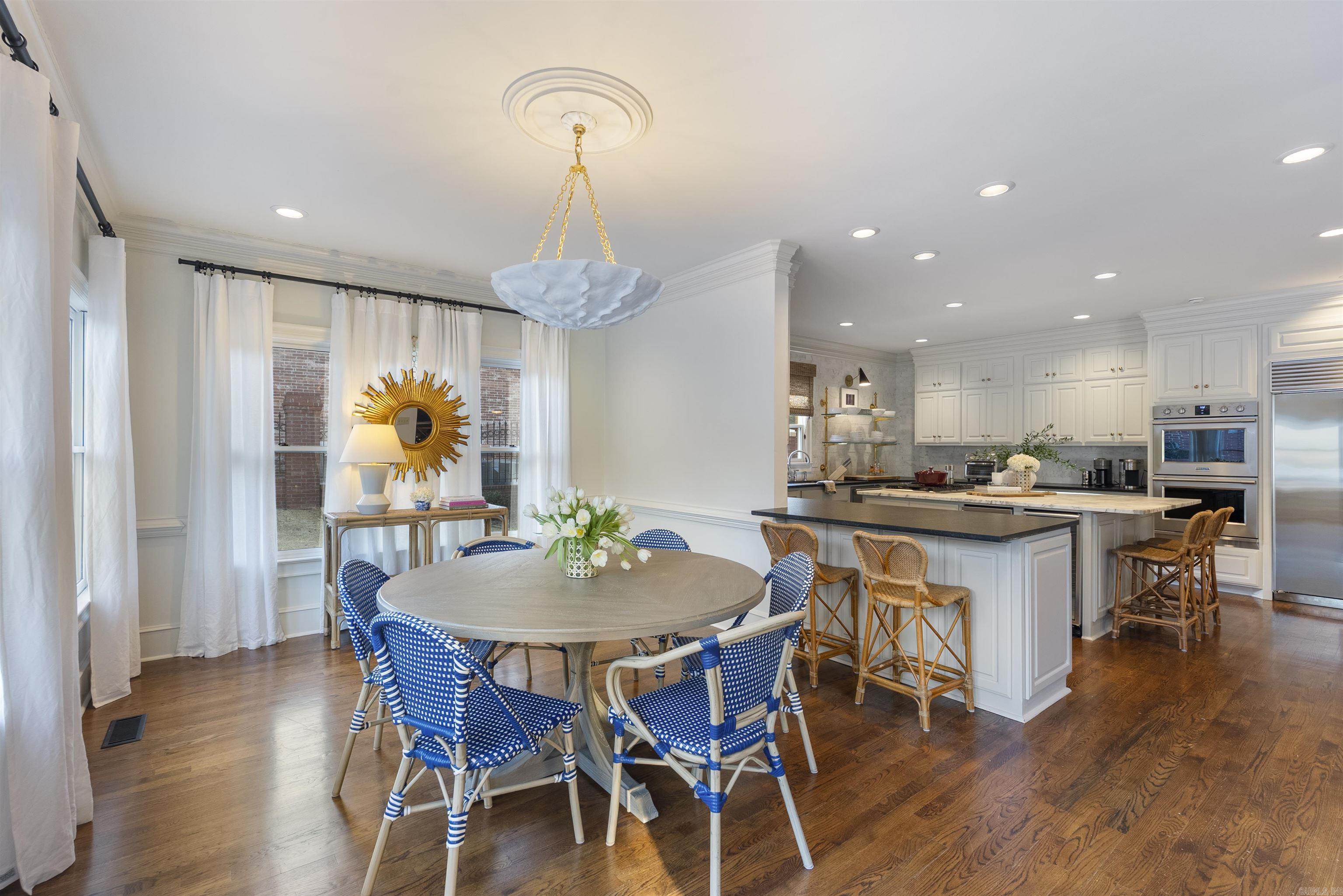 HICKORY CREEK - Residential