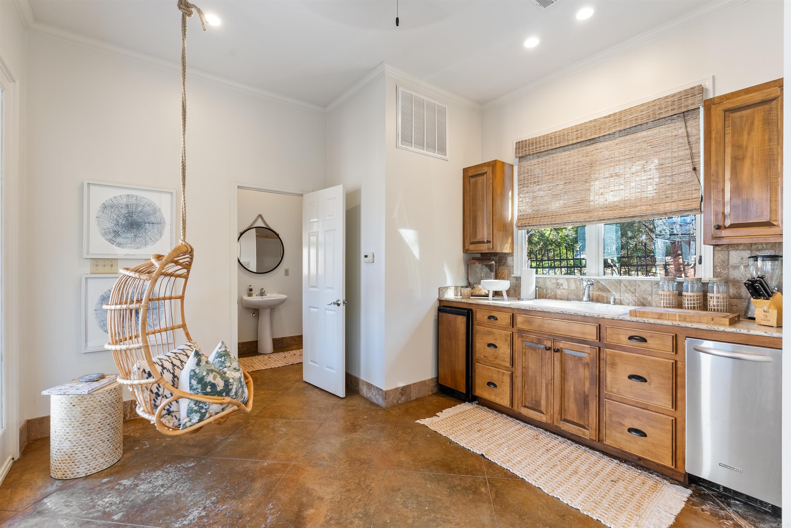 HICKORY CREEK - Residential