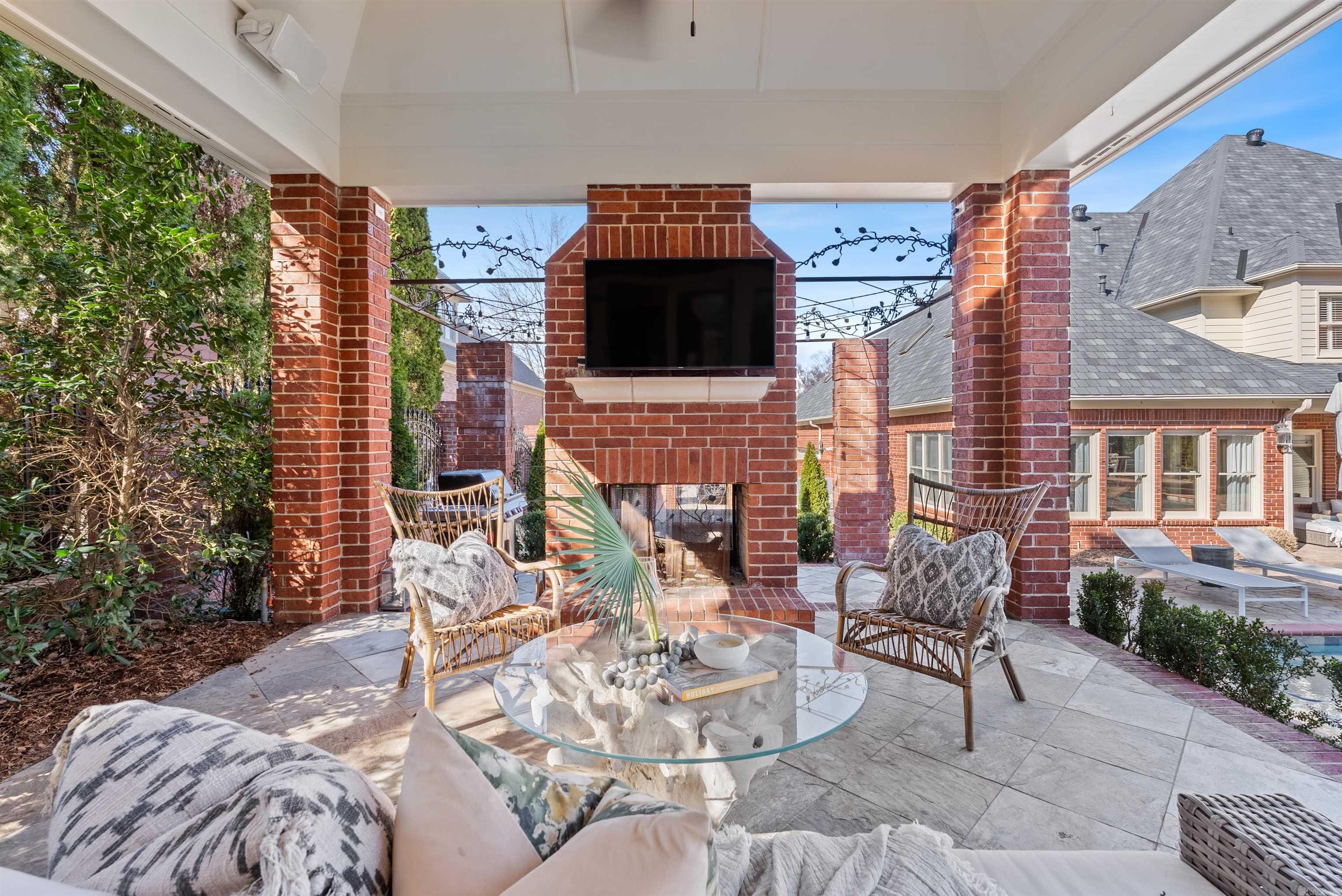 HICKORY CREEK - Residential