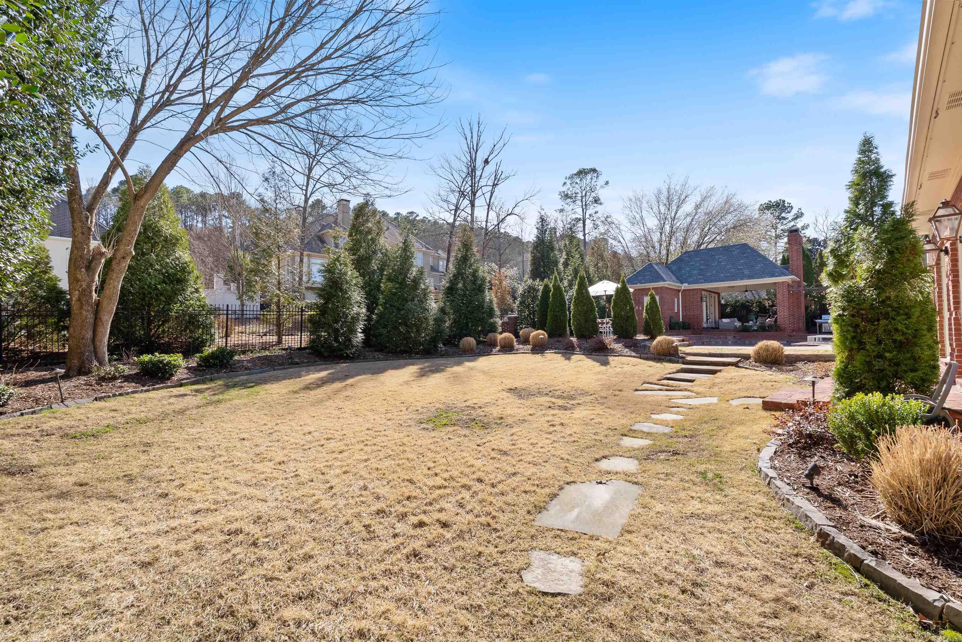 HICKORY CREEK - Residential