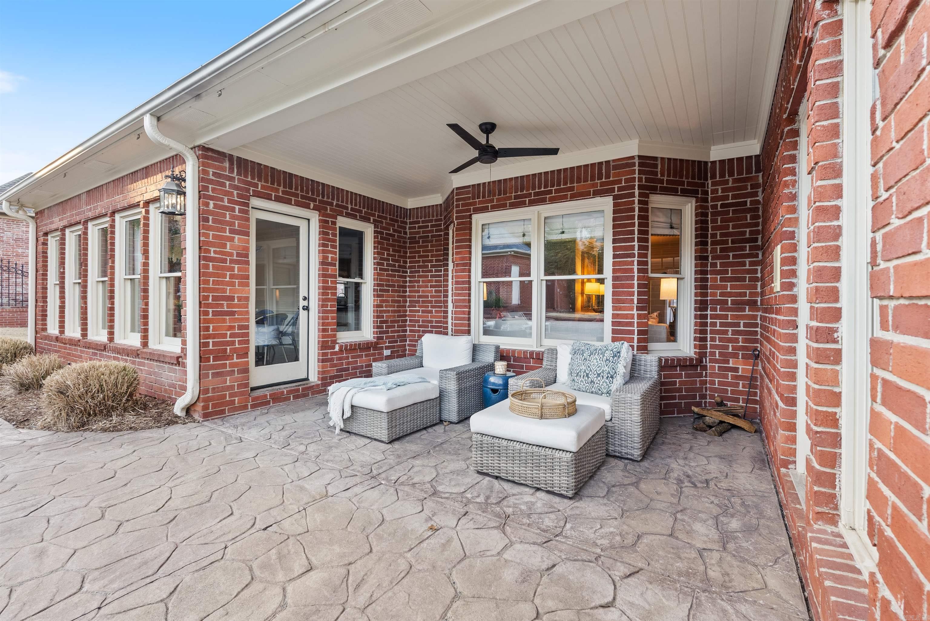 HICKORY CREEK - Residential