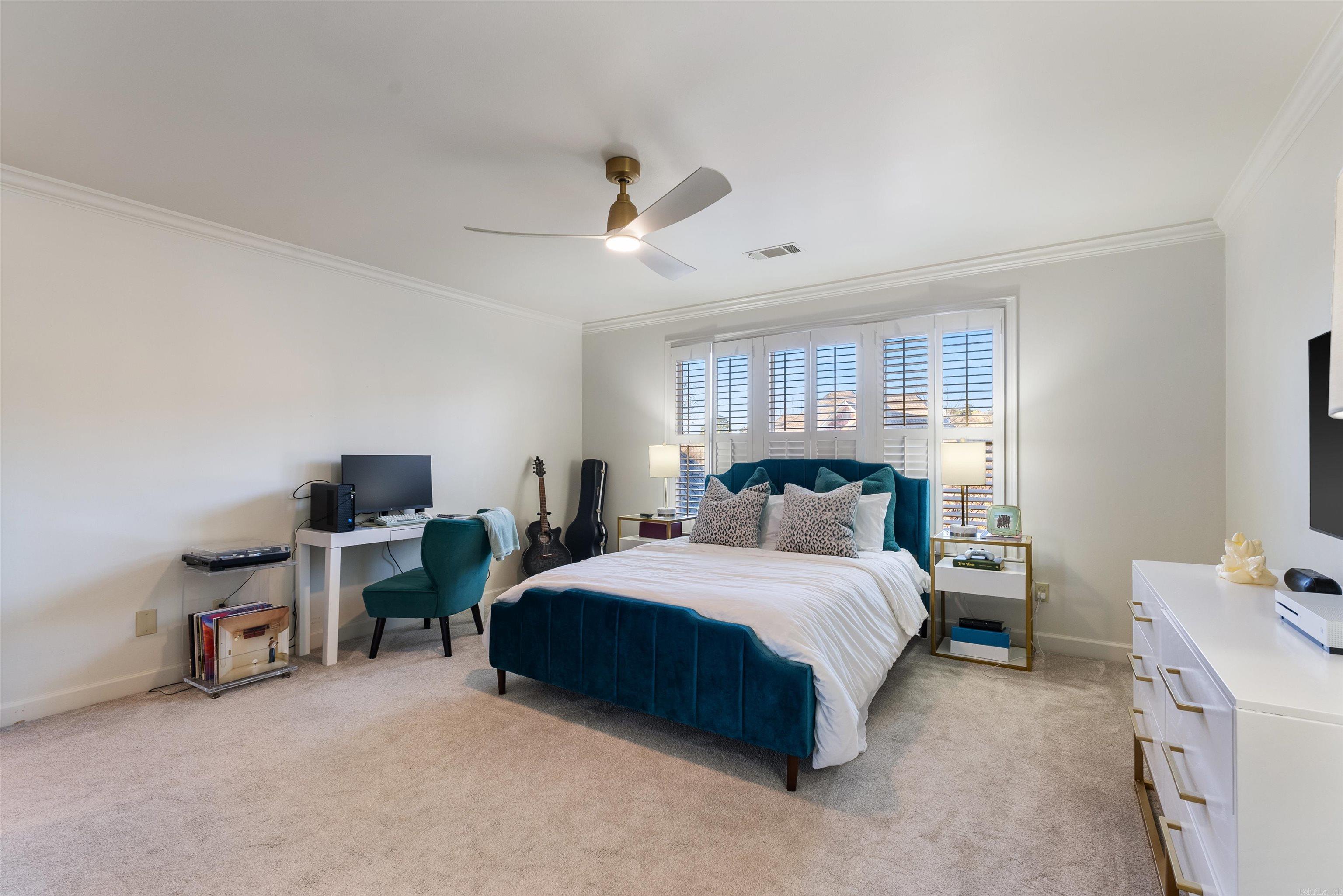 HICKORY CREEK - Residential