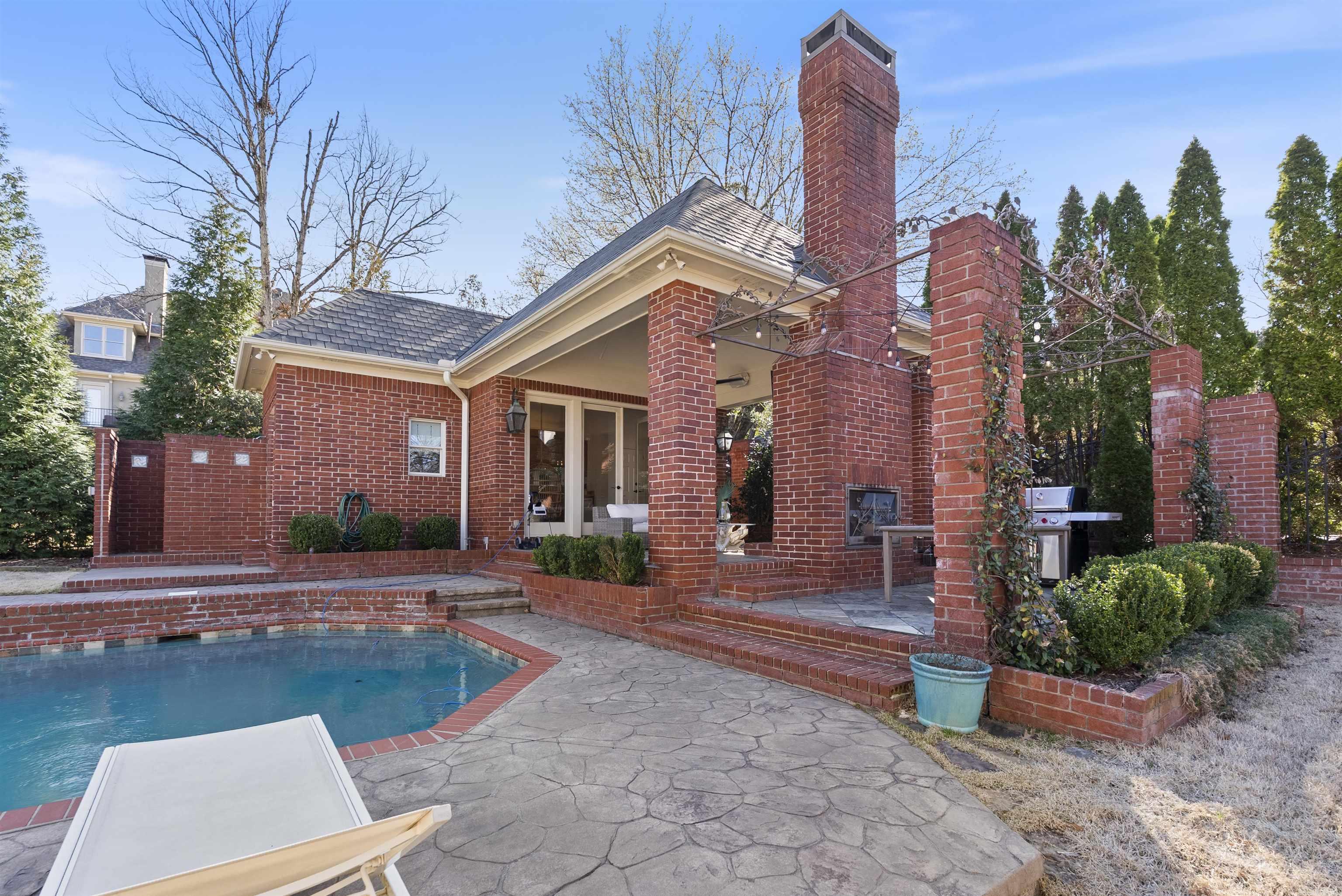 HICKORY CREEK - Residential