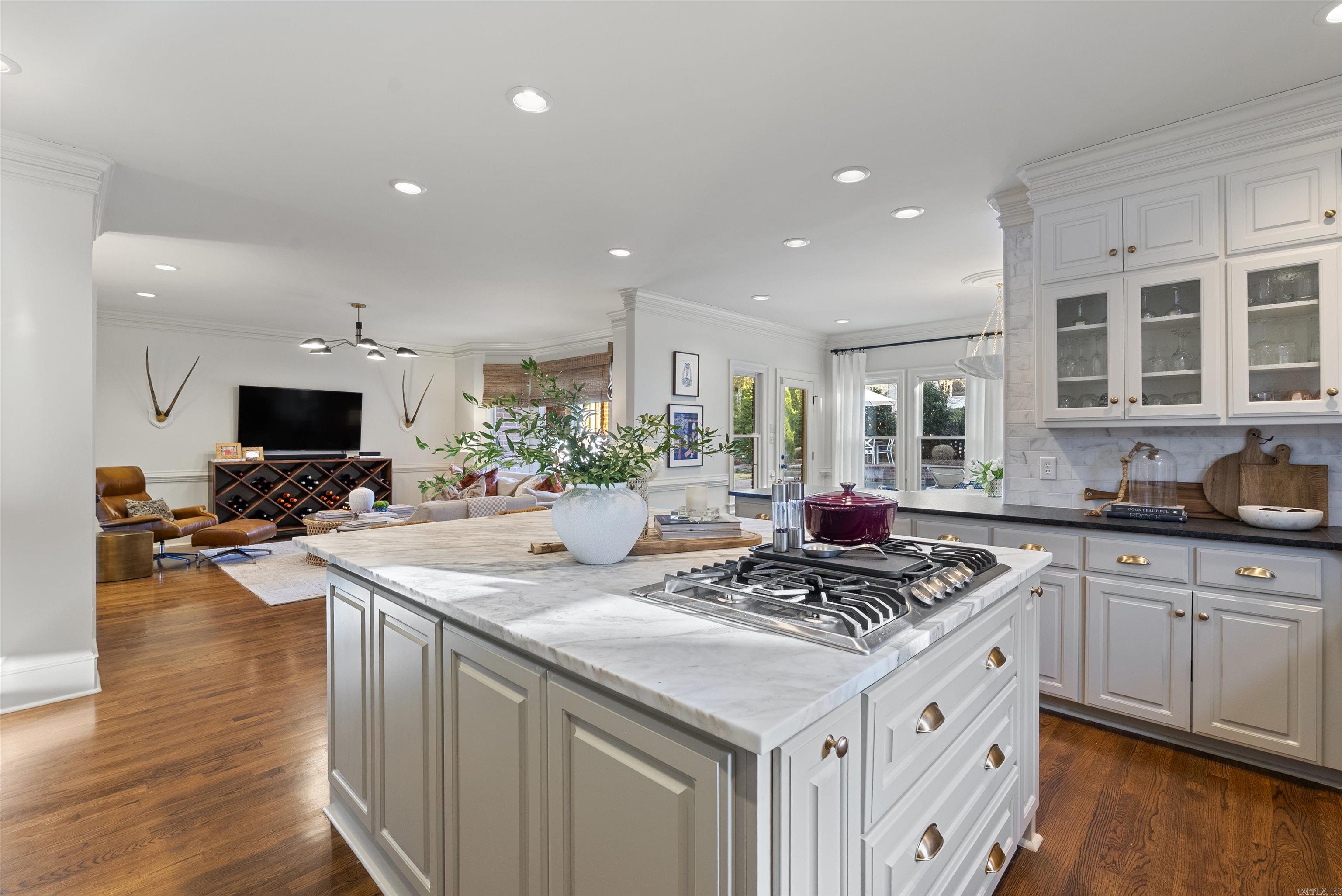 HICKORY CREEK - Residential