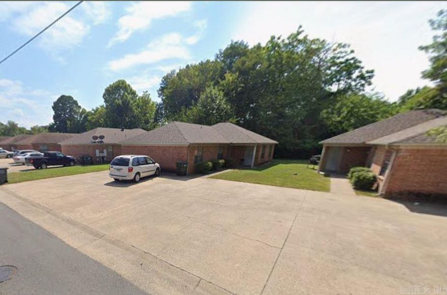 Charming duplex perfect for investors. This dual income property with solid rental history is conveniently located near shopping, dining and I-40 for easy commuting. Great opportunity to own income property in a growing market.