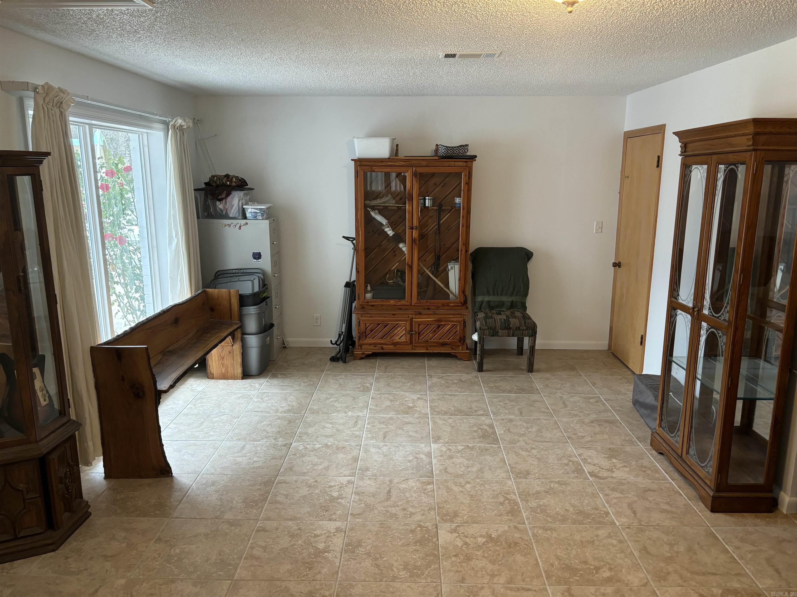 PINE TREE ACRES - Residential