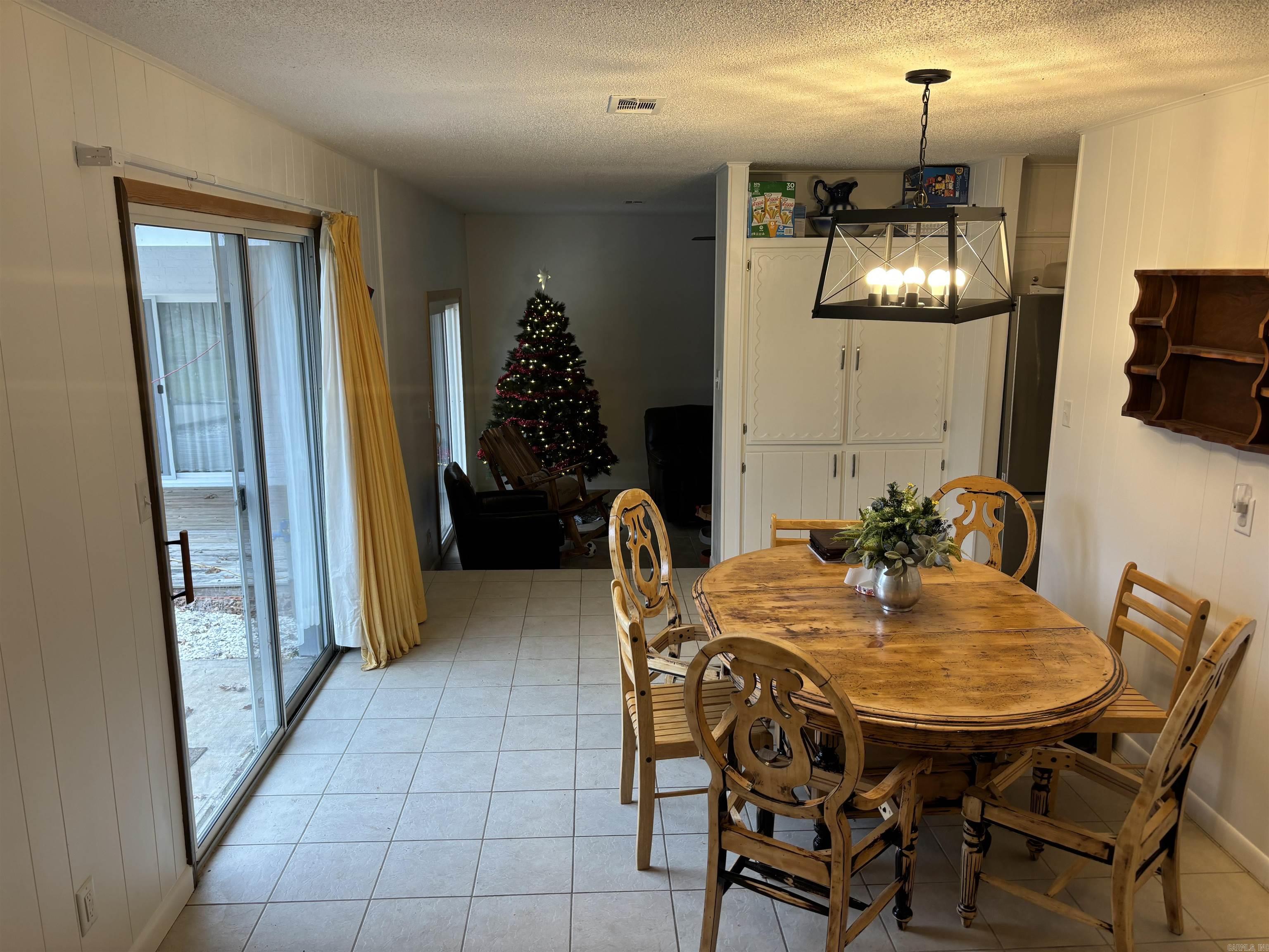 PINE TREE ACRES - Residential