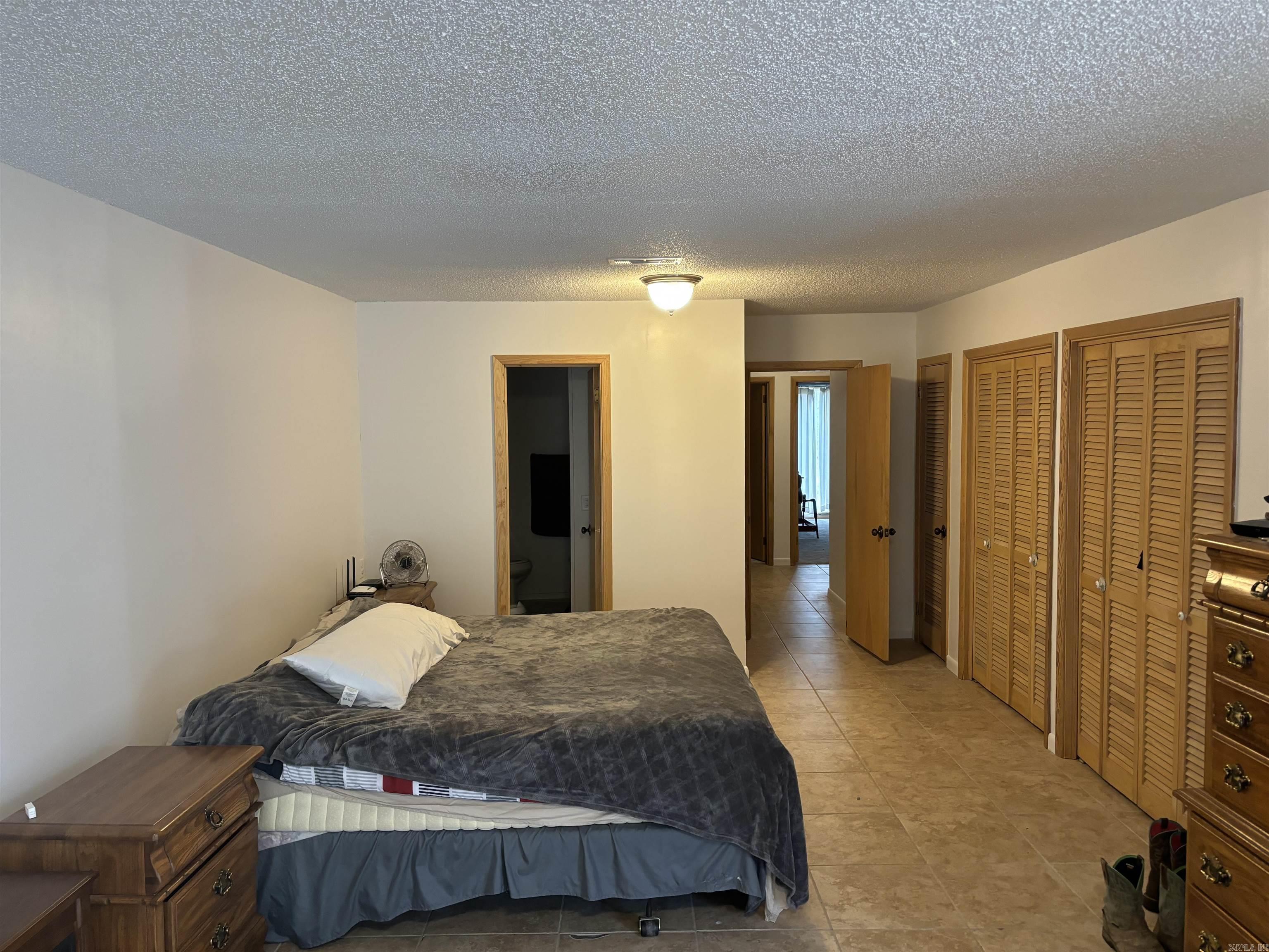 PINE TREE ACRES - Residential