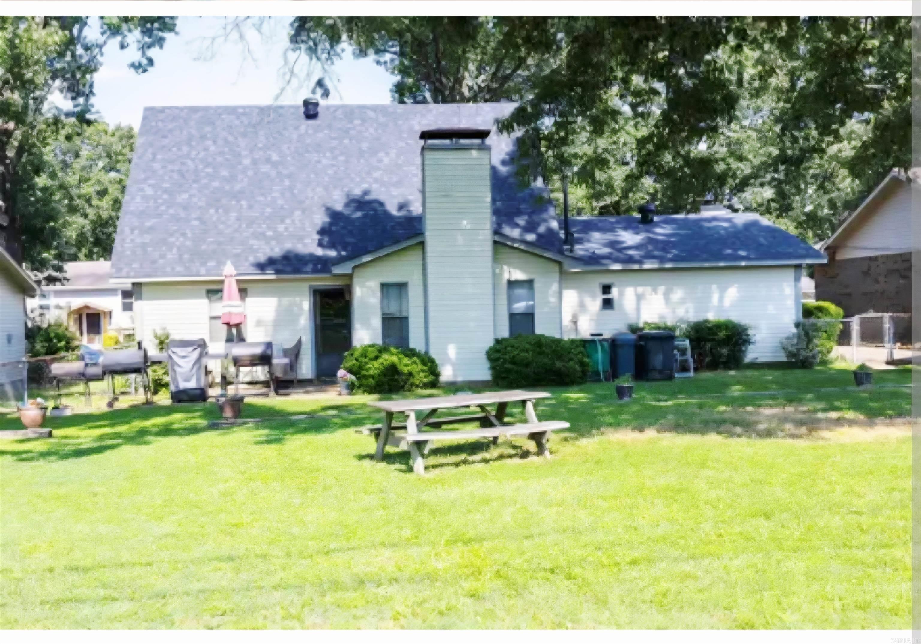 CENTRAL PLACE - Residential