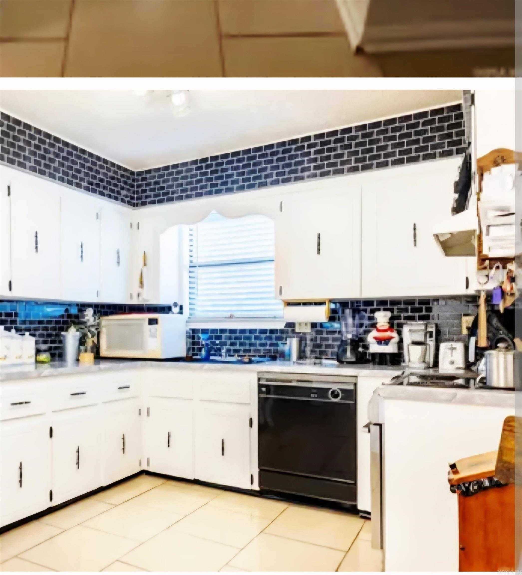 CENTRAL PLACE - Residential