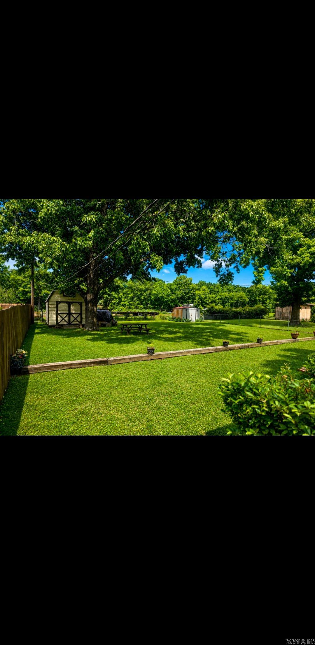 CENTRAL PLACE - Residential