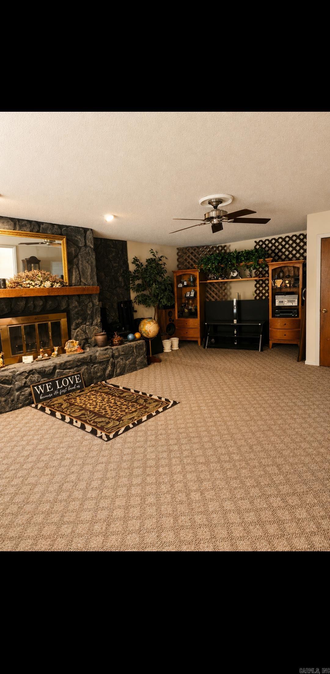 CENTRAL PLACE - Residential